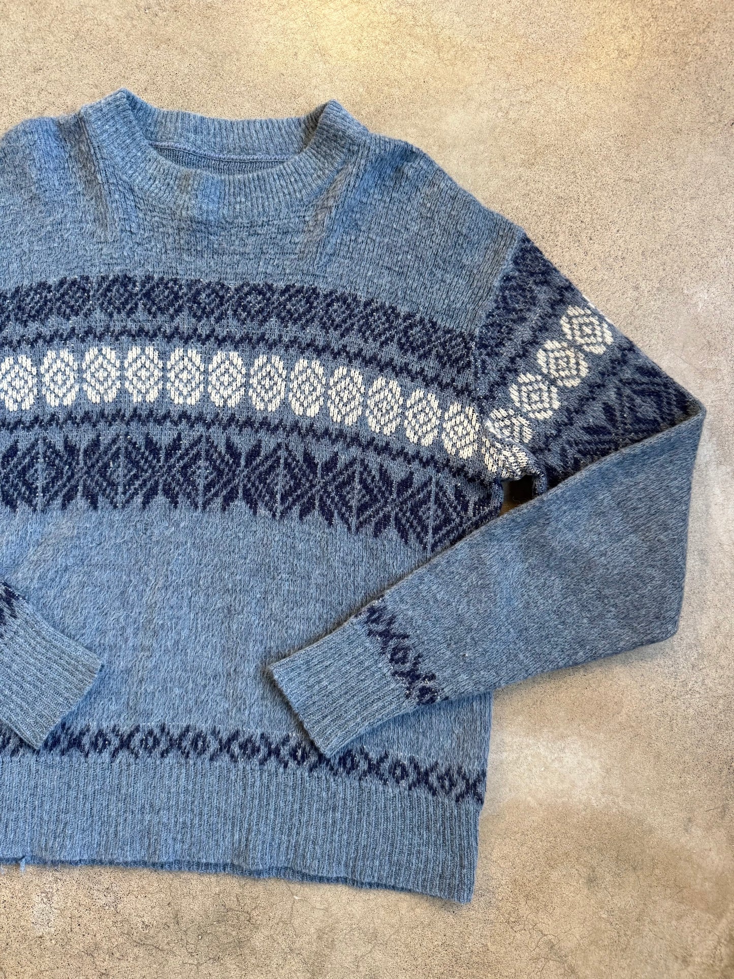 Vintage 1960s Blue Nordic Fair Isle Wool-Blend Sweater | Large