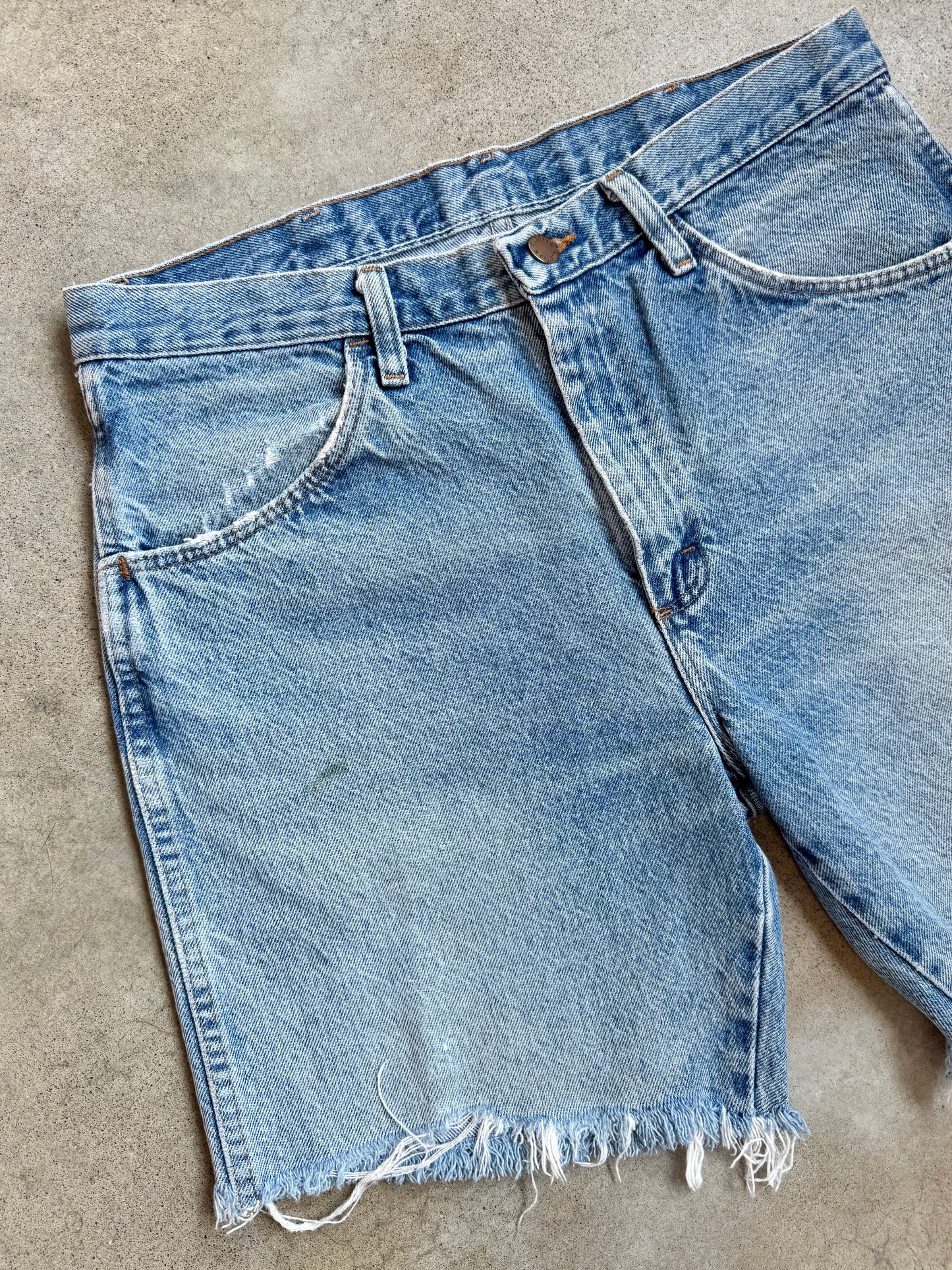 Vintage Rustler Light Wash Cutoff Denim Shorts | 33