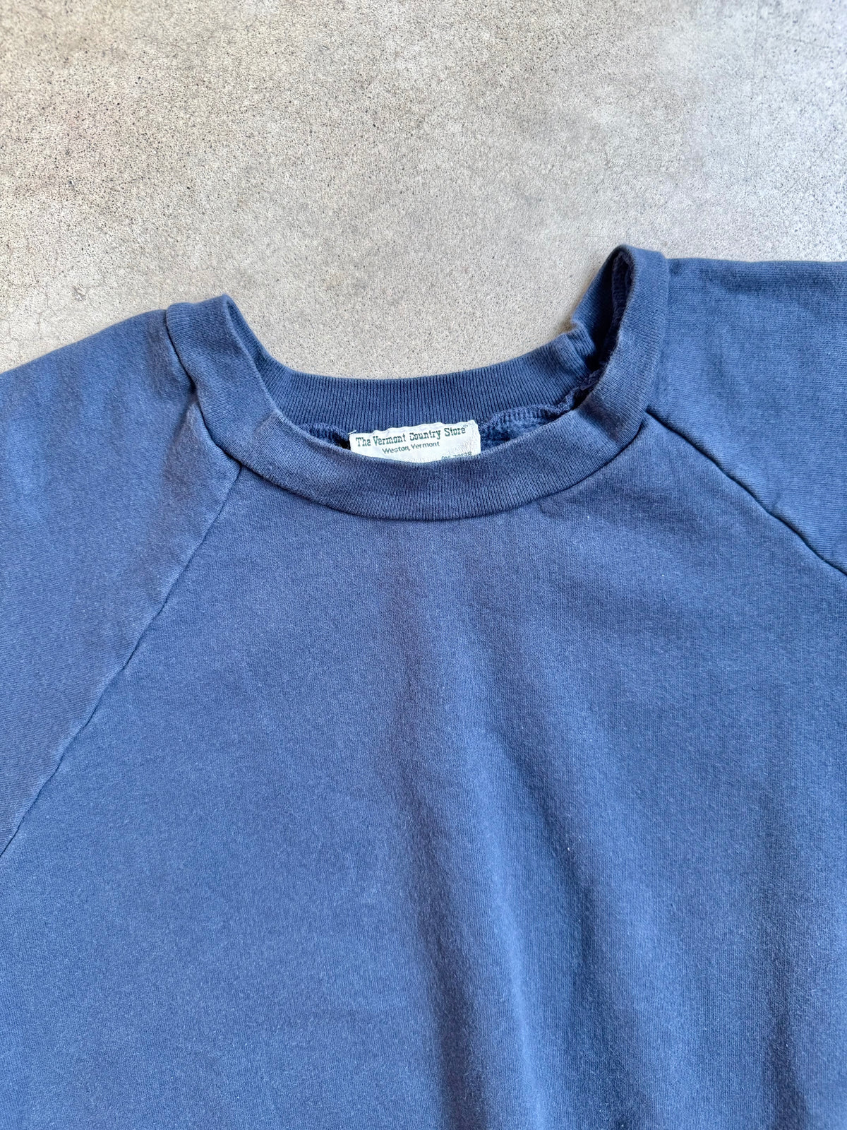Vintage 1980s/90s Vermont Country Store Navy Short Sleeve Raglan Sweatshirt | XL