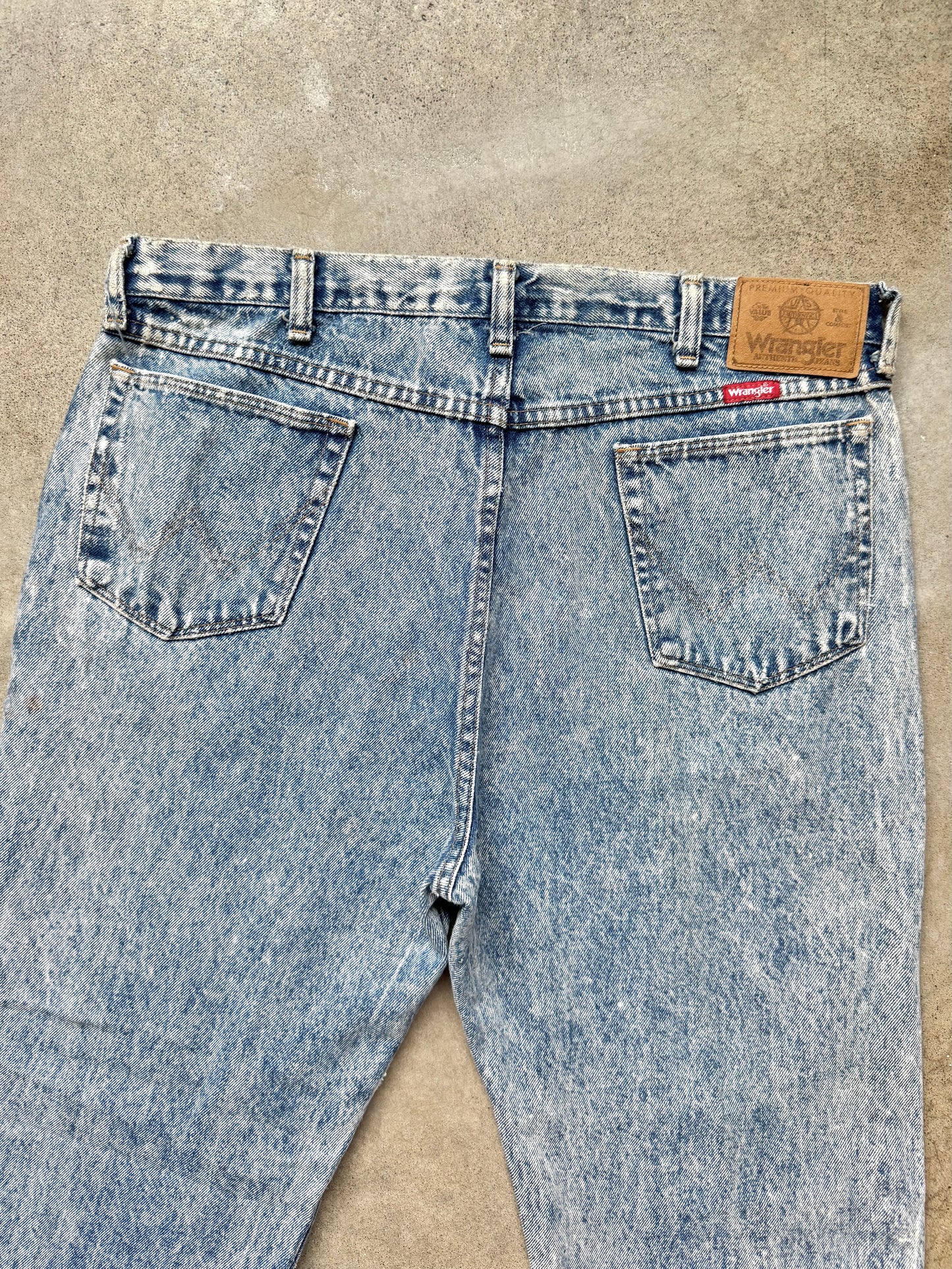 Vintage 1980s Wrangler Acid Wash Straight Leg Jeans | Waist 36”