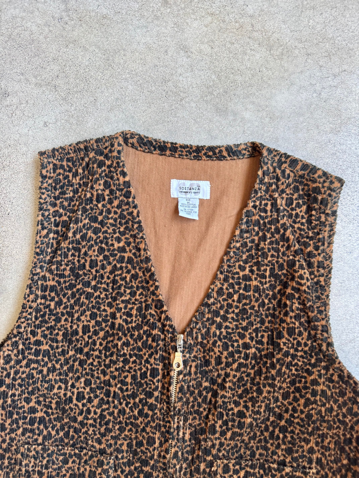 Vintage 1990s Sostanza Cheetah Print Corduroy Vest | Medium