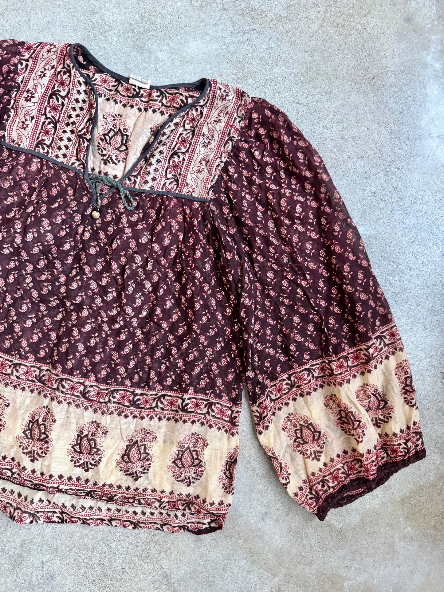 Vintage 1970s Indian Block Print 100% Cotton Gauze Peasant Blouse | Medium