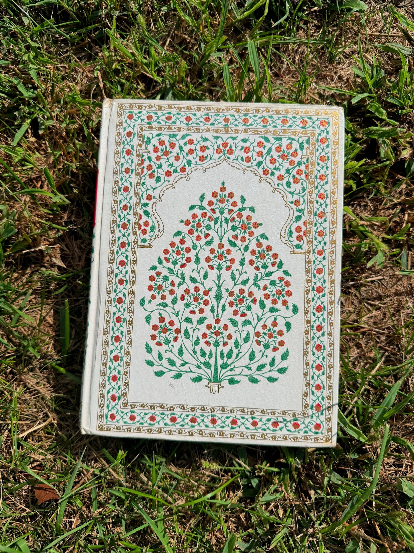 Vintage 1950s Rubaiyat of Omar Khayyam Hardcover Book