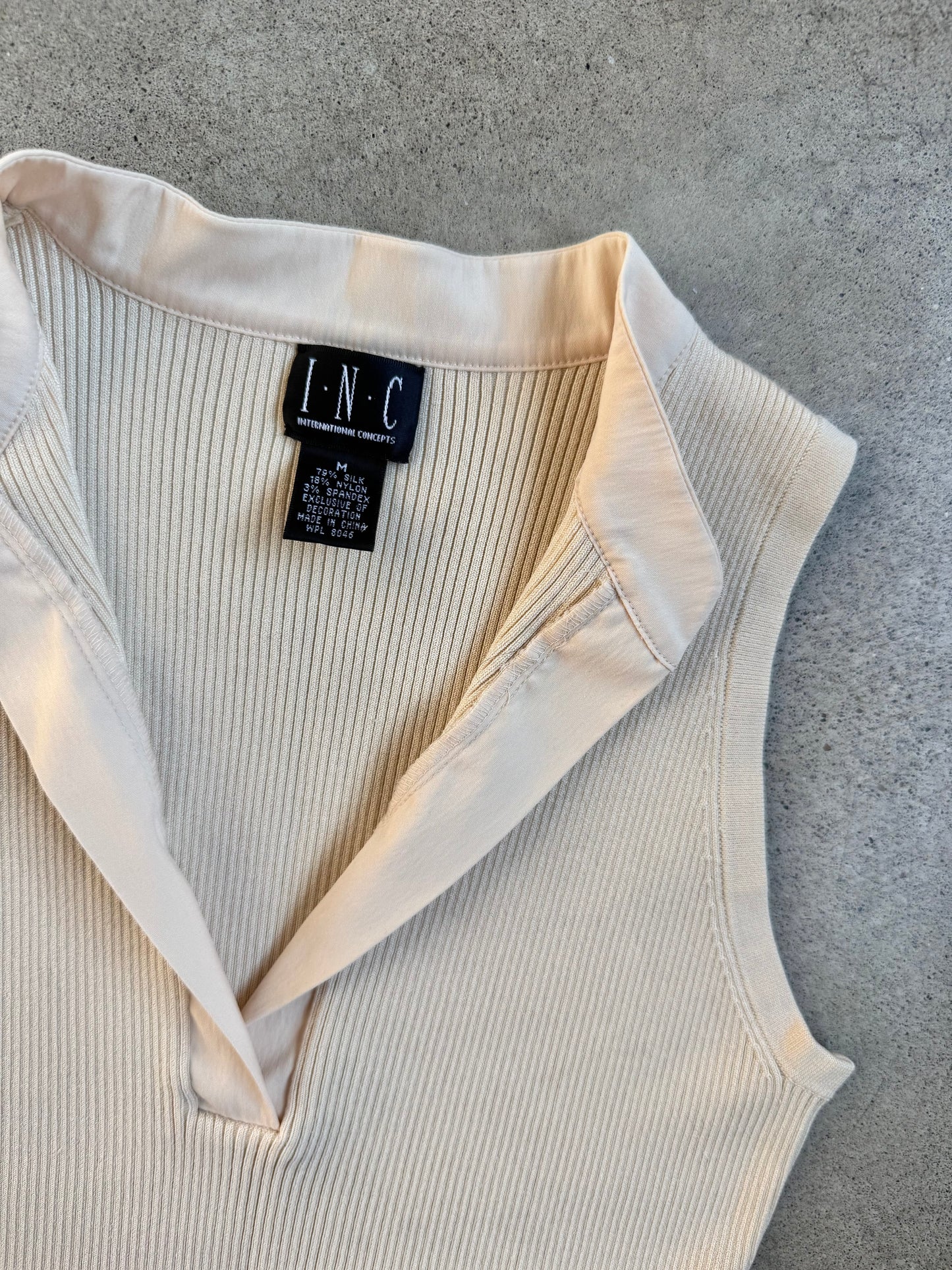 Vintage 1990s I.N.C. Cream Silk-Blend Rib Knit V-Neck Tank Top | Medium