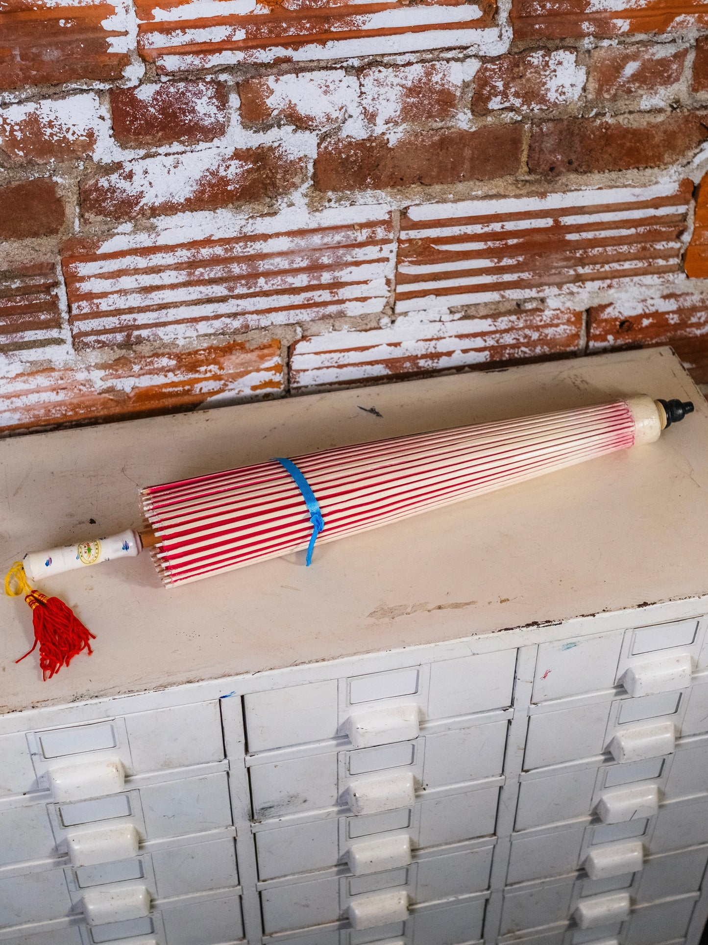 Vintage Asian Bamboo Pink Floral Hand-Painted Parasol