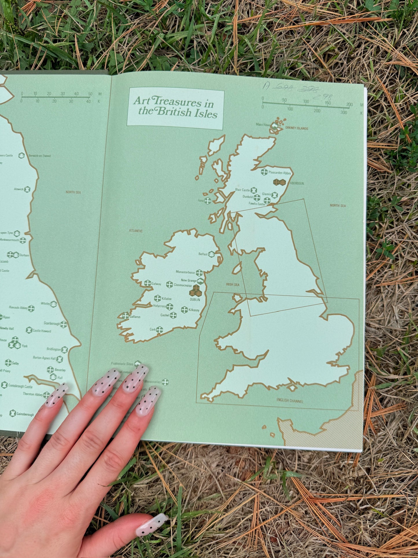 Art Treasures in the British Isles Hardcover Book