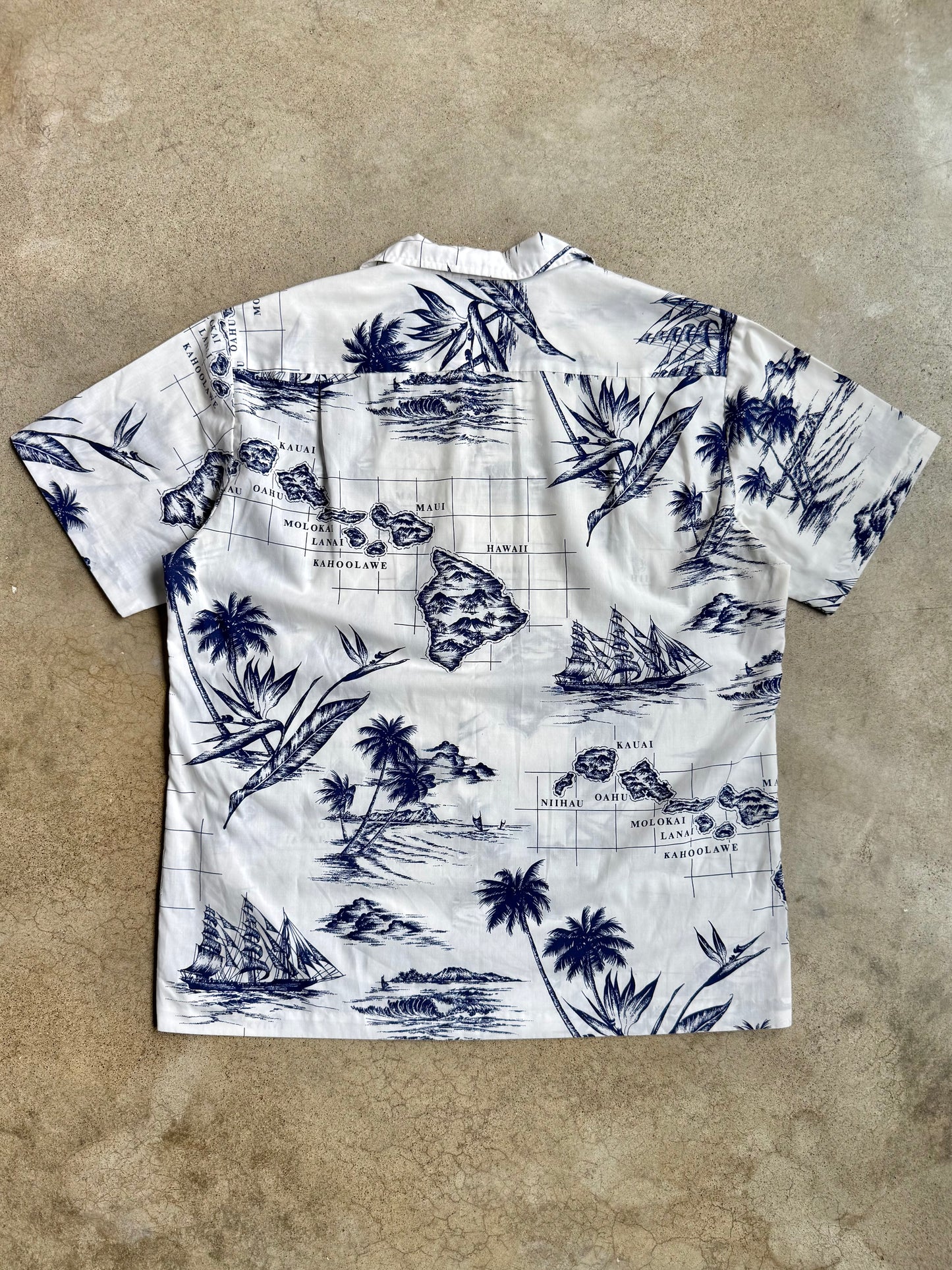 Vintage Kai Nani Hawaiian Islands Printed Shirt | Large