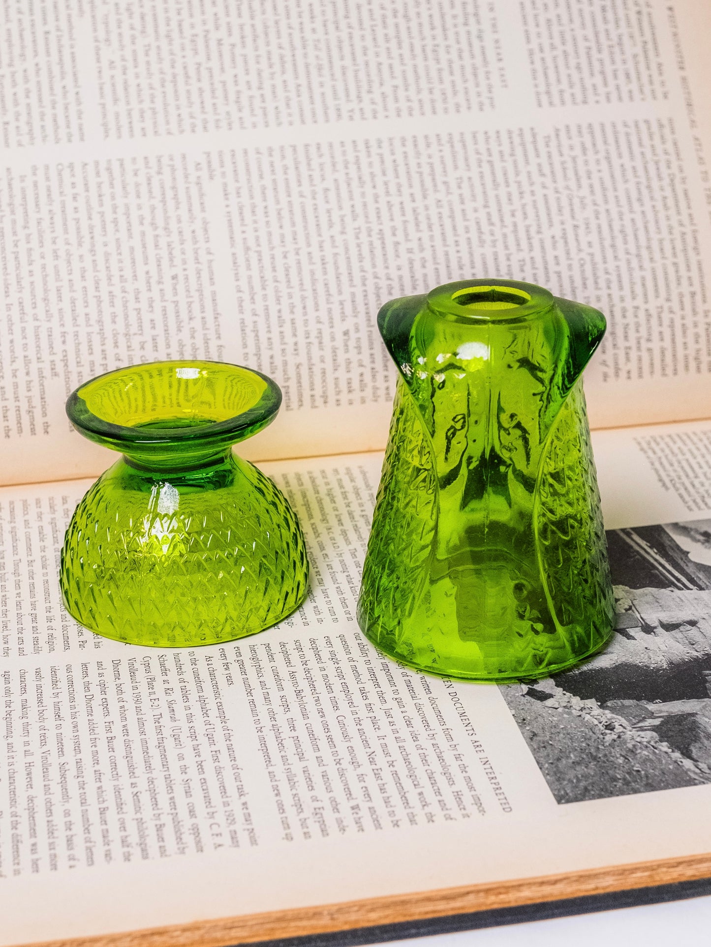 Vintage 1960s Viking Glass Green Owl Fairy Light