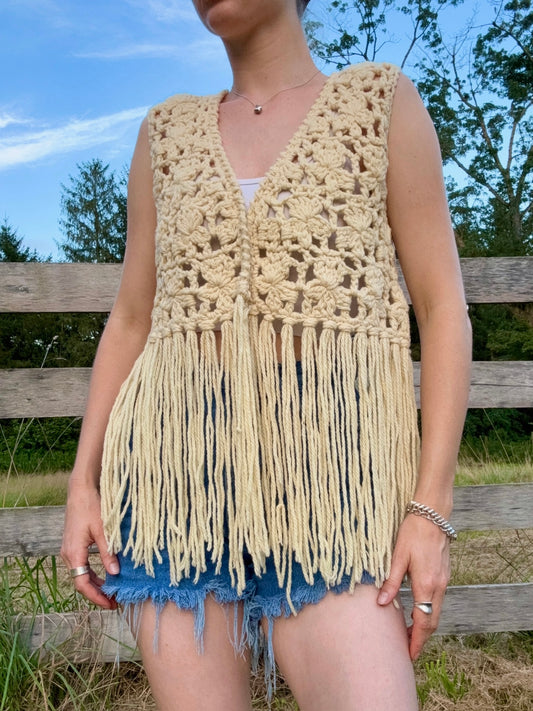 Vintage 1960s Sanger-Harris Cream Crochet Fringe Vest | M/L