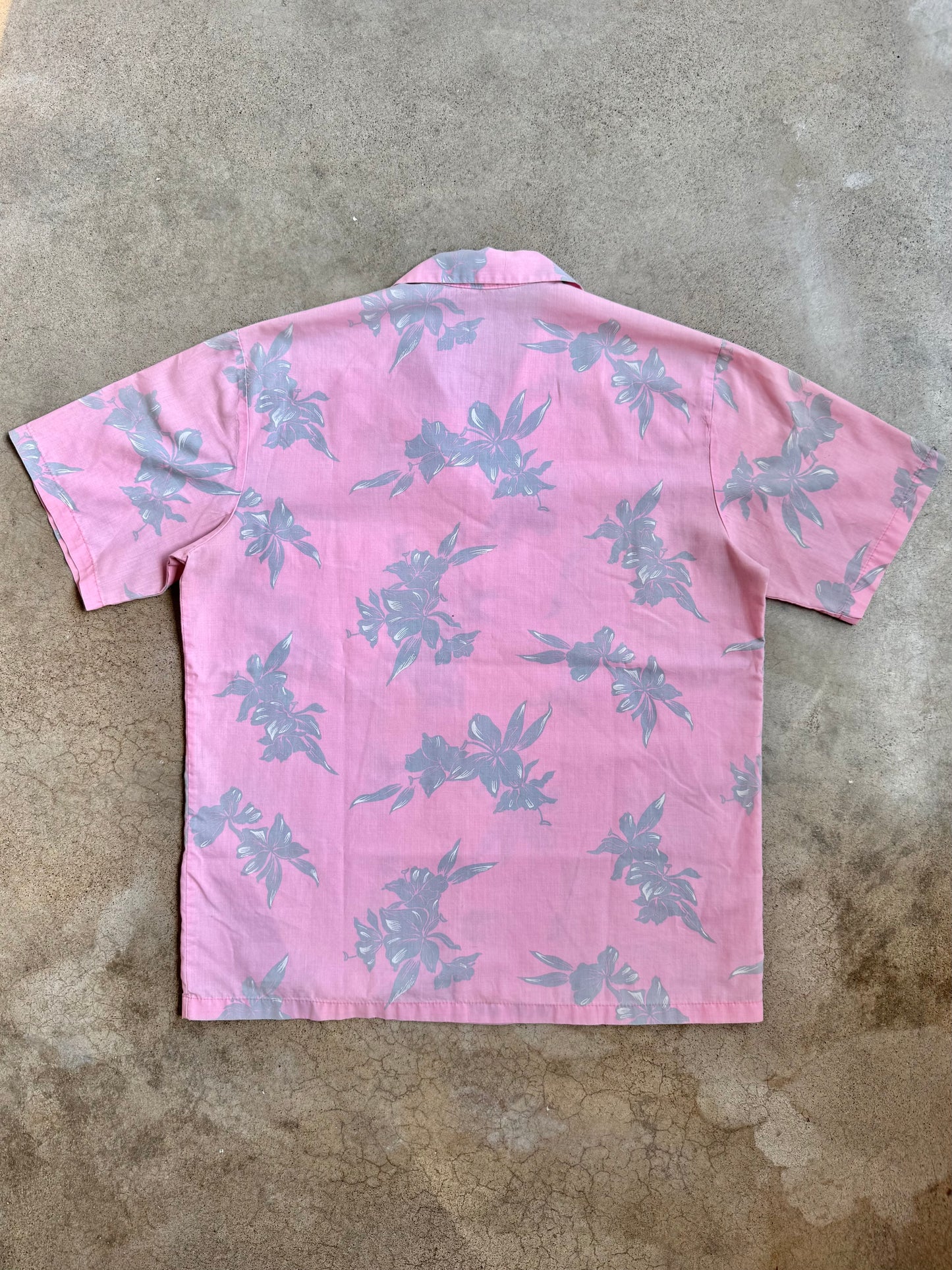 Vintage 1970s Aikane Pink & Grey Hawaiian Shirt | M/L