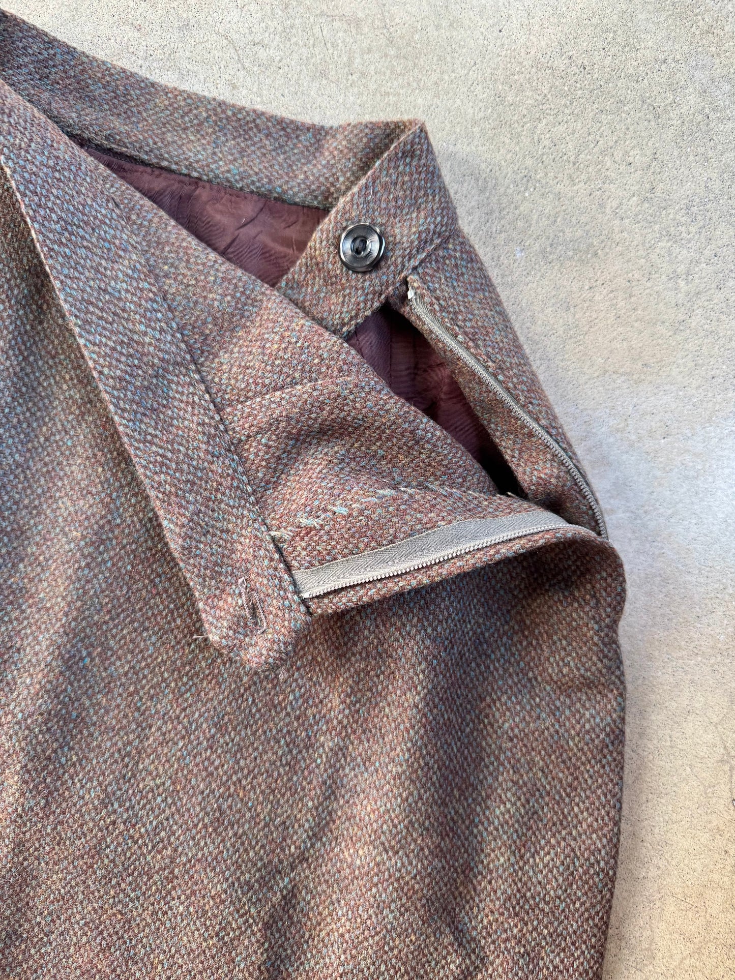 Vintage 1950s/60s Brown Wool Skirt Suit w/ Genuine Fur Collar | XS