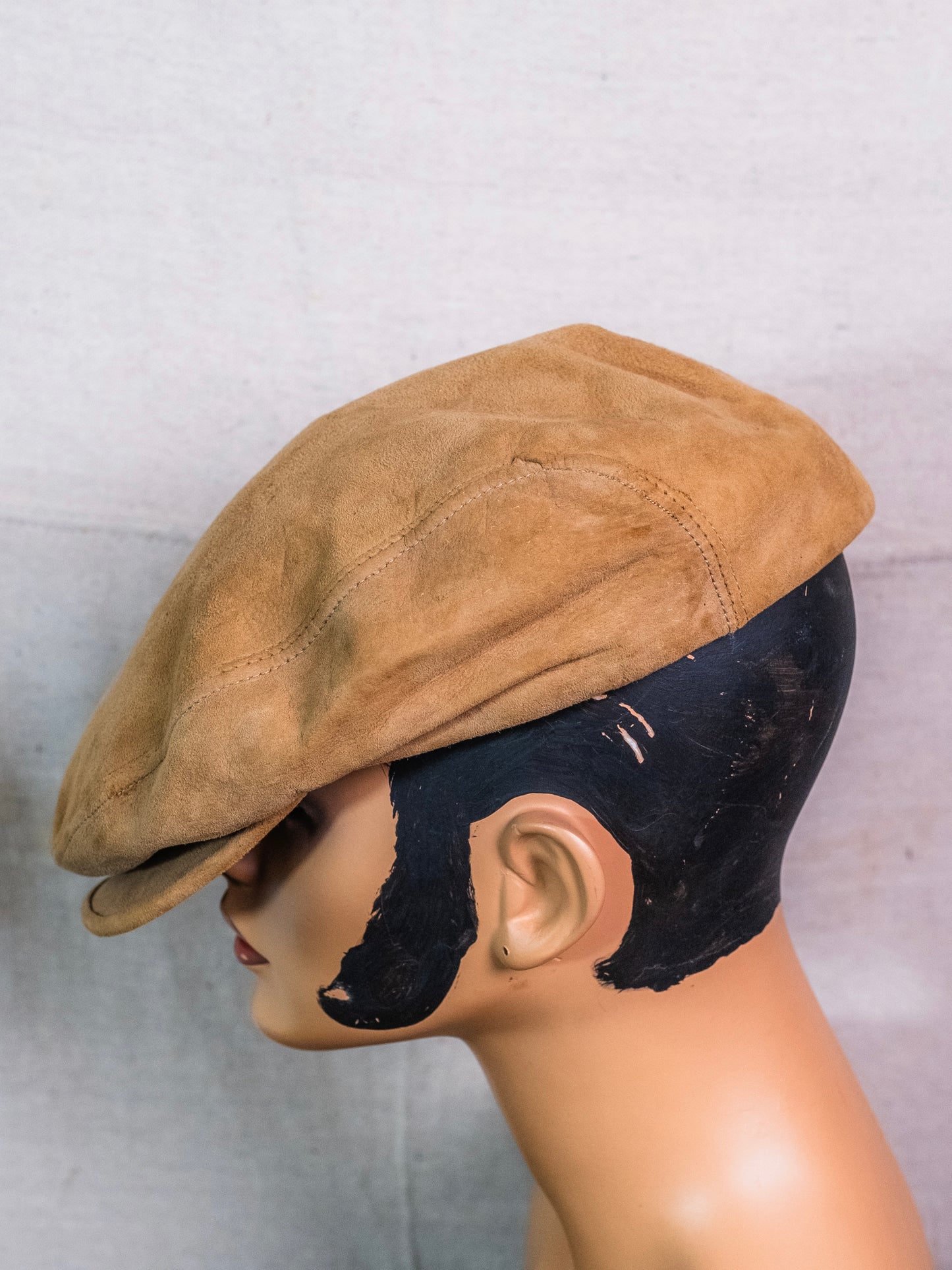 Vintage 1970s Stetson Tan Pig Suede Newsboy Hat