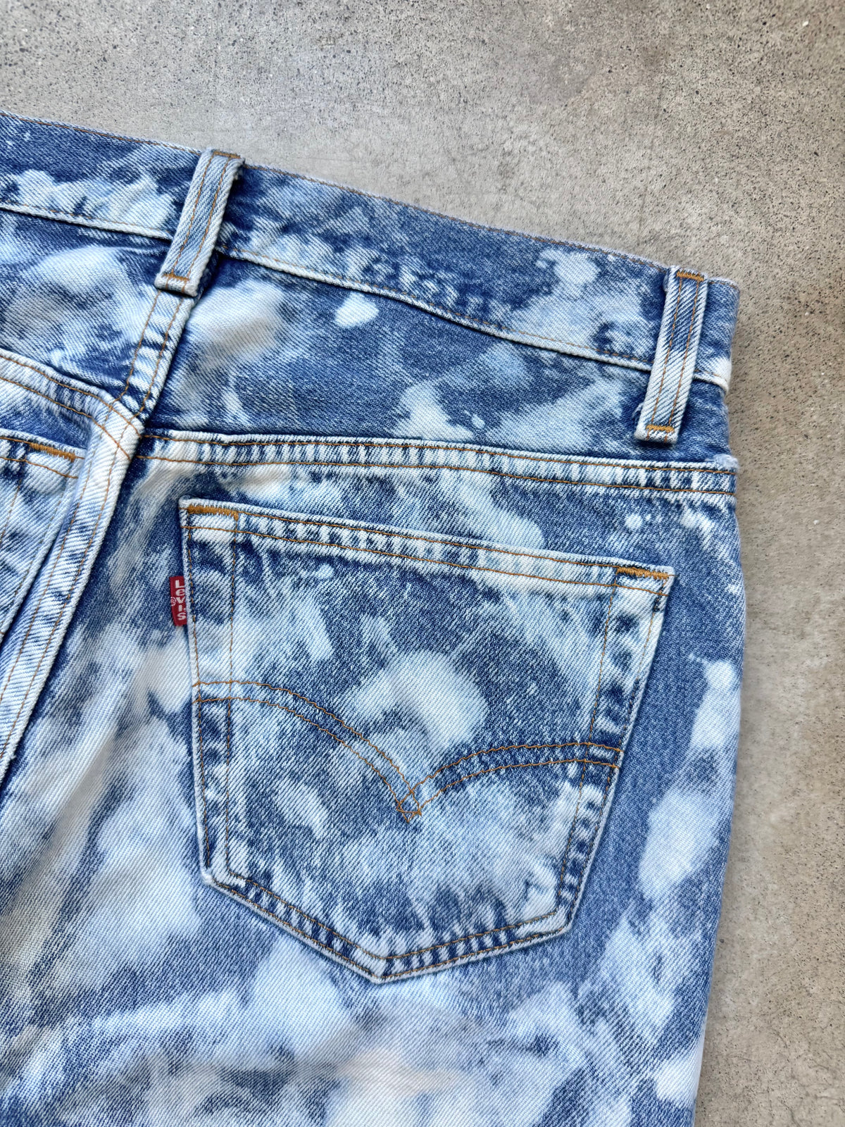 Vintage 1980s/90s Levi’s 501 Acid Wash Straight Leg Jeans | 30x30