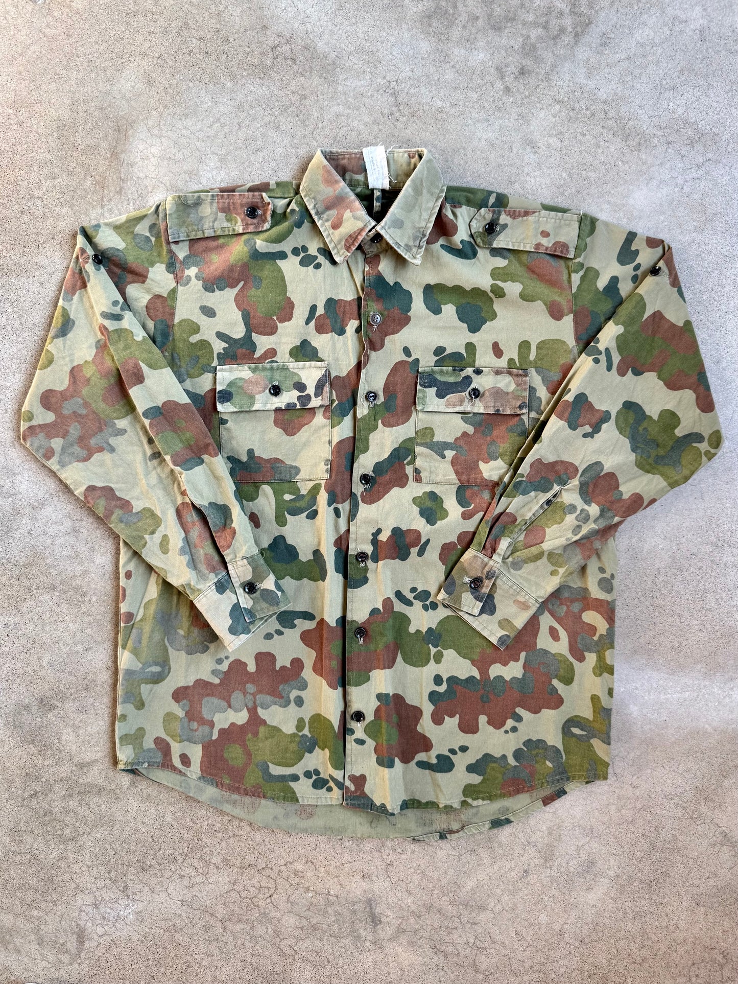 Vintage Romanian Army M94 Mosaic Camo Field Shirt | Medium