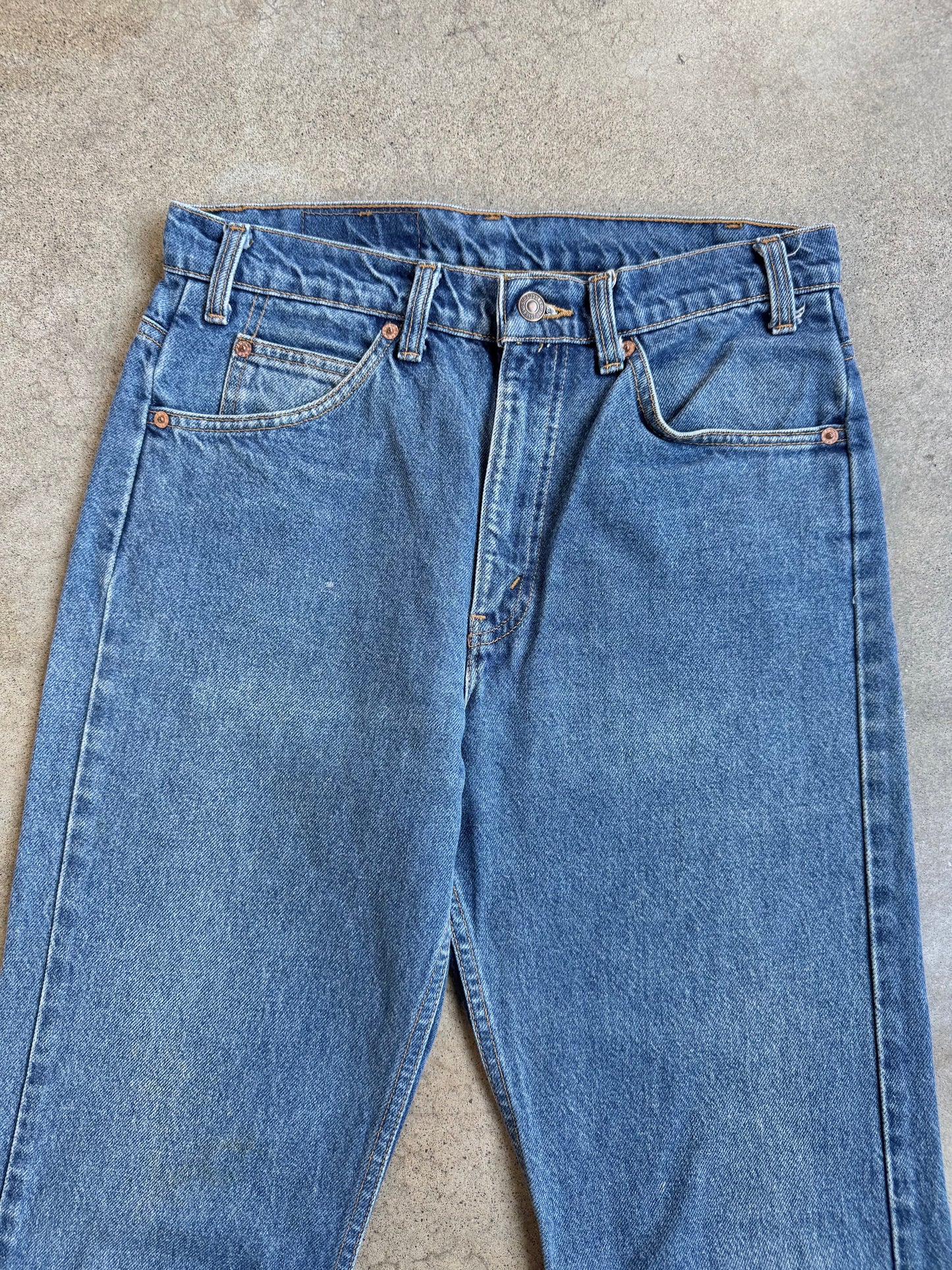 Vintage 1970s Levi's Orange Tab 505 Regular Fit Medium Wash Jeans | 32x34