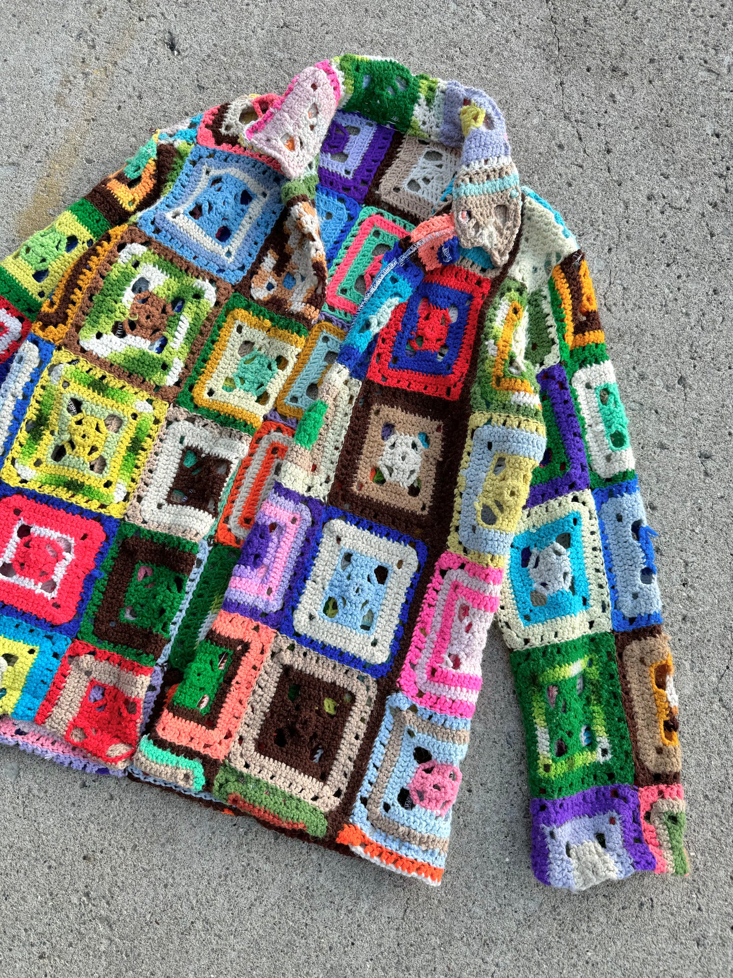 Vintage 1970s Handmade Granny Square Cardigan | L/XL