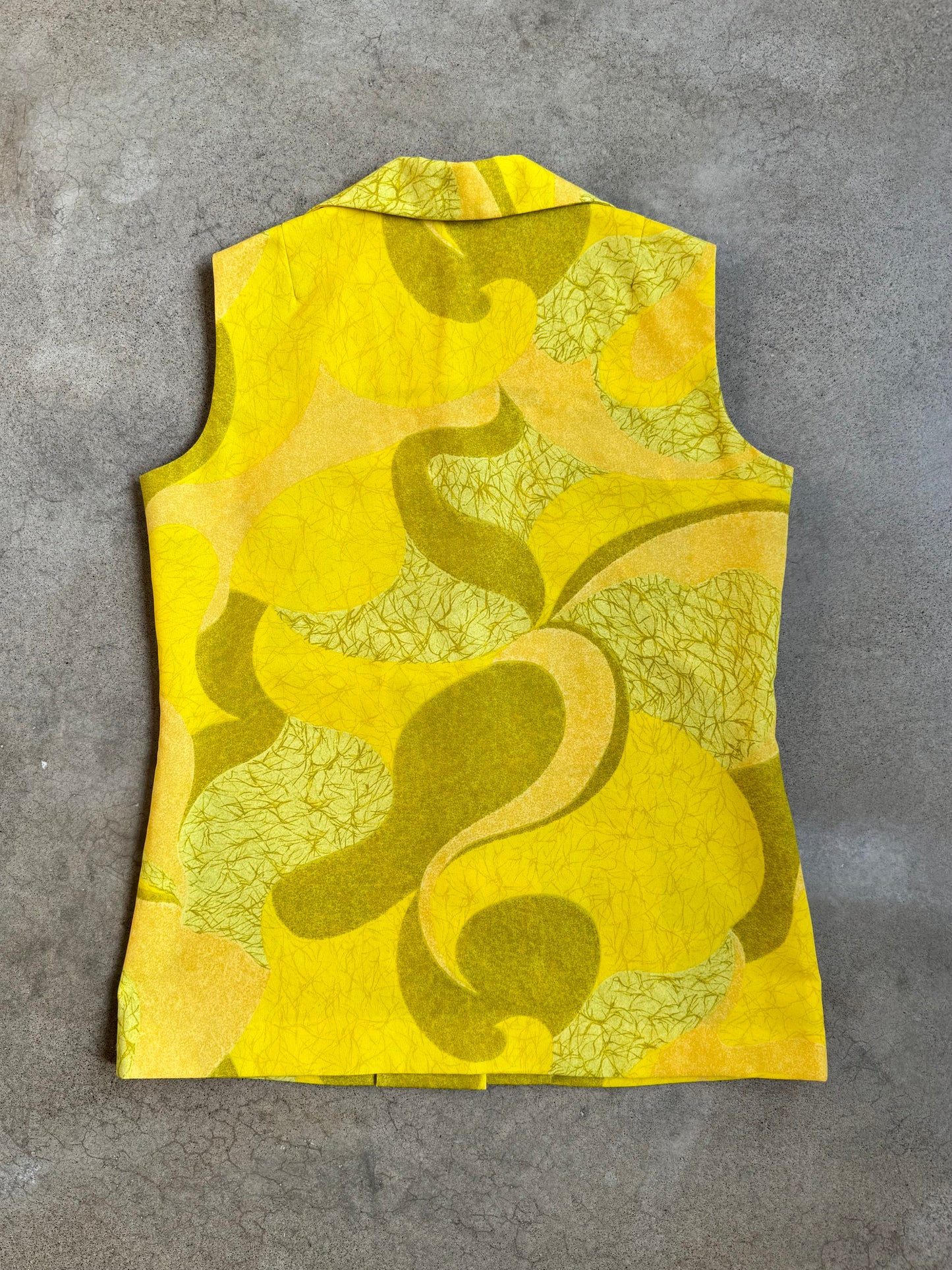 Vintage 1960s Andrade of Hawaii Yellow Printed Sleeveless Blouse | Large