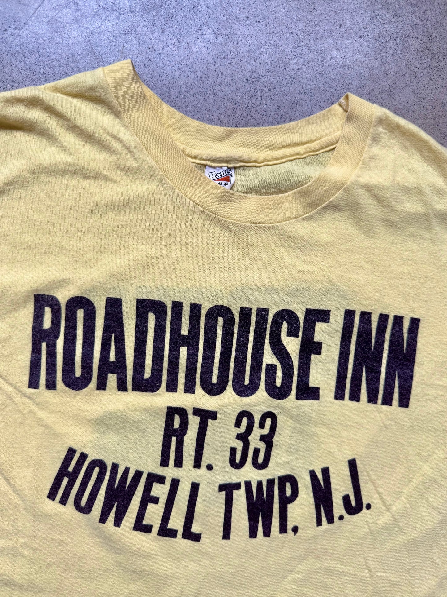 Vintage 1970s Roadhouse Inn “Spiritual Advisor” Cotton Graphic Tee | Large