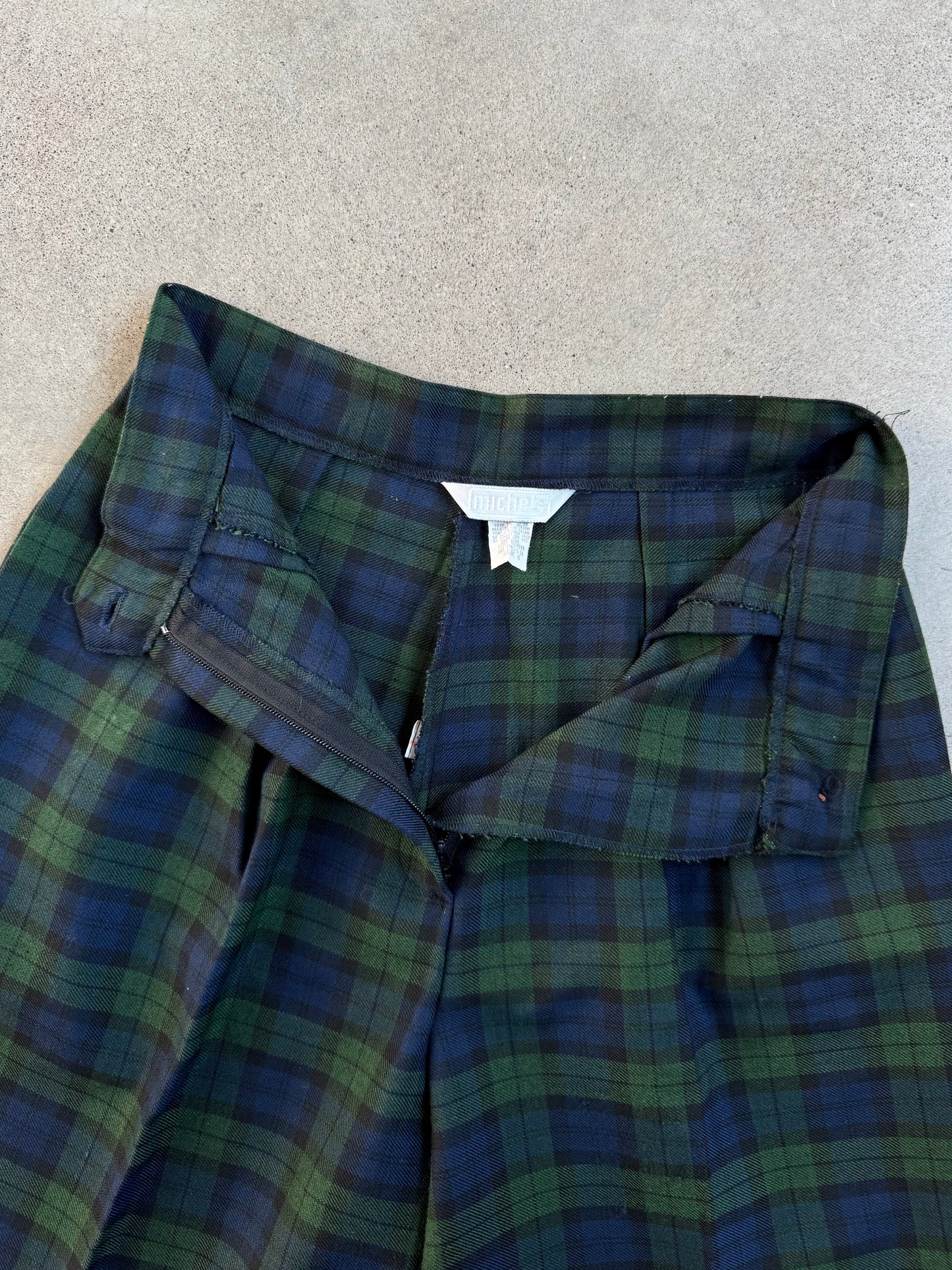 Vintage 1980s Michele Tartan Plaid High-Waisted Pleated Shorts | Waist 26”