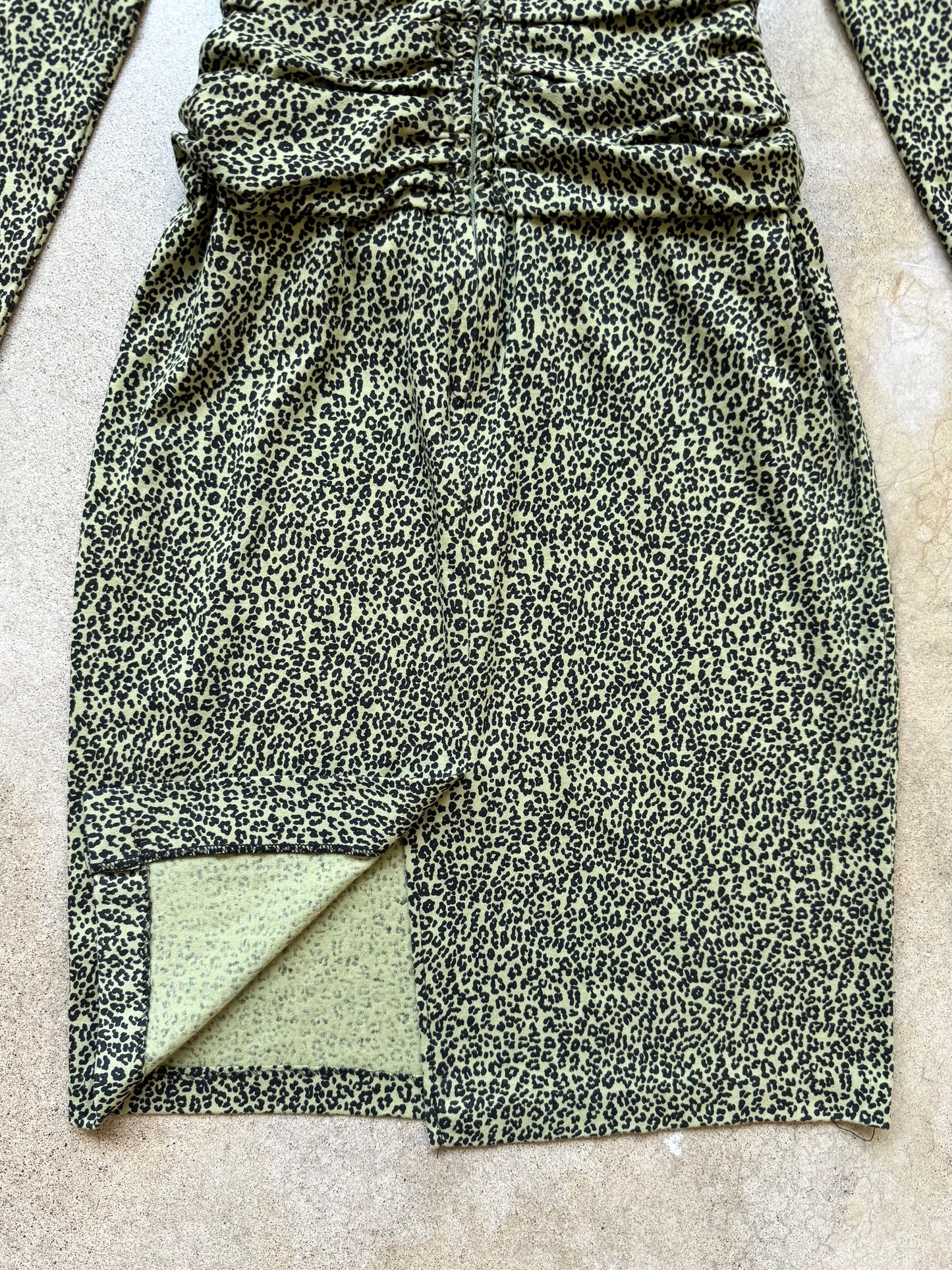 Vintage 1980s Green Leopard Print Long Sleeve Fitted Dress | Small