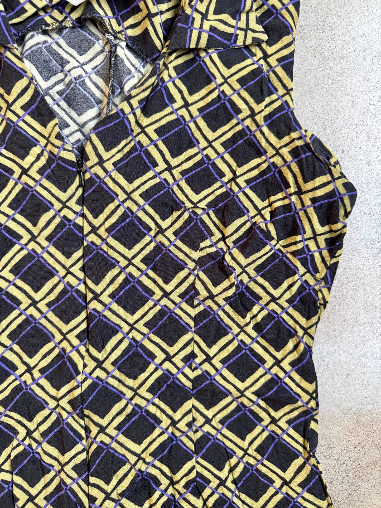 Vintage Selections Geometric Print Sleeveless Zip-Front Romper | S/M