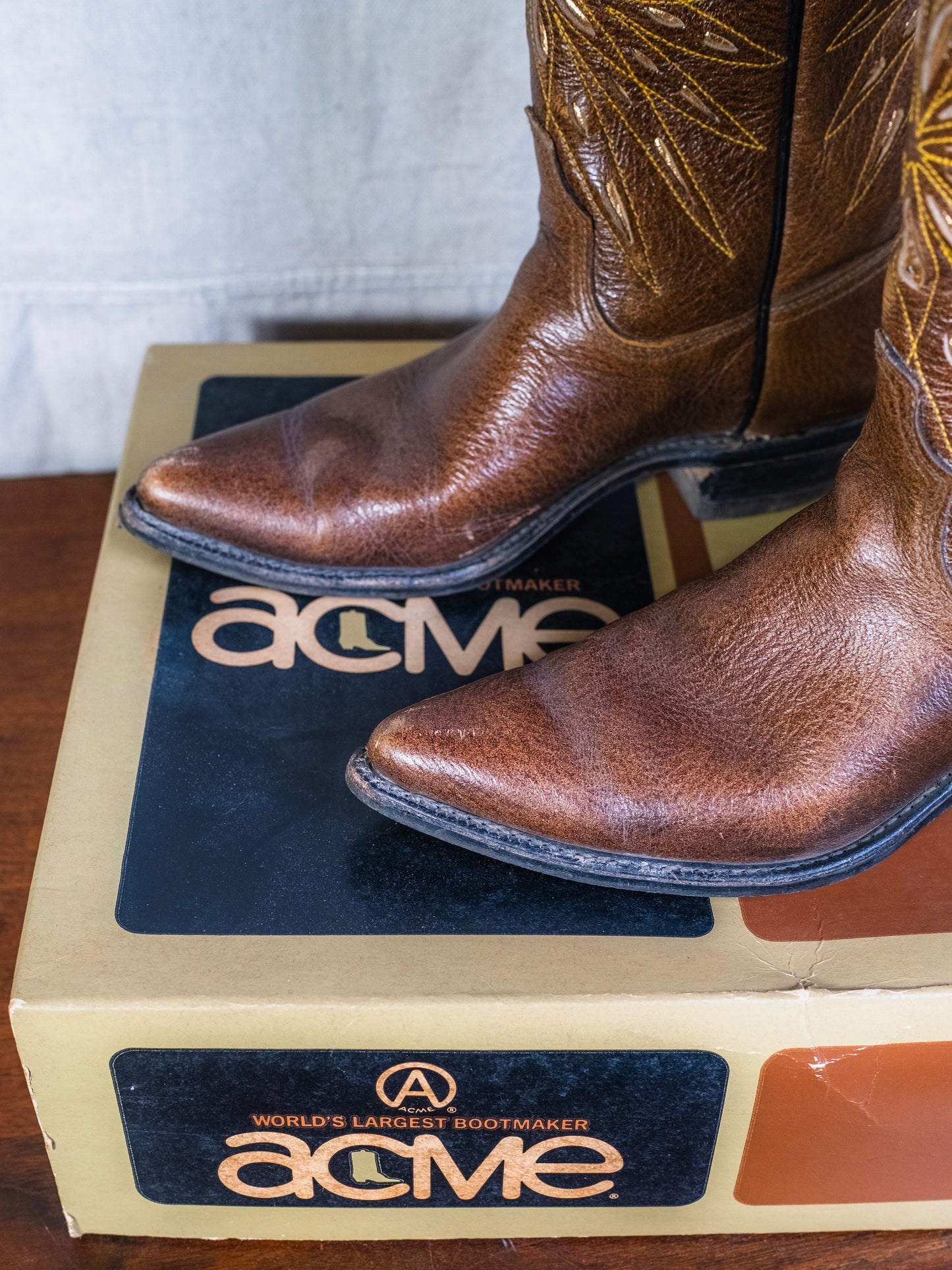 Vintage 1960s ACME Sunburst Brown Leather Cowboy Boots | Women’s 6