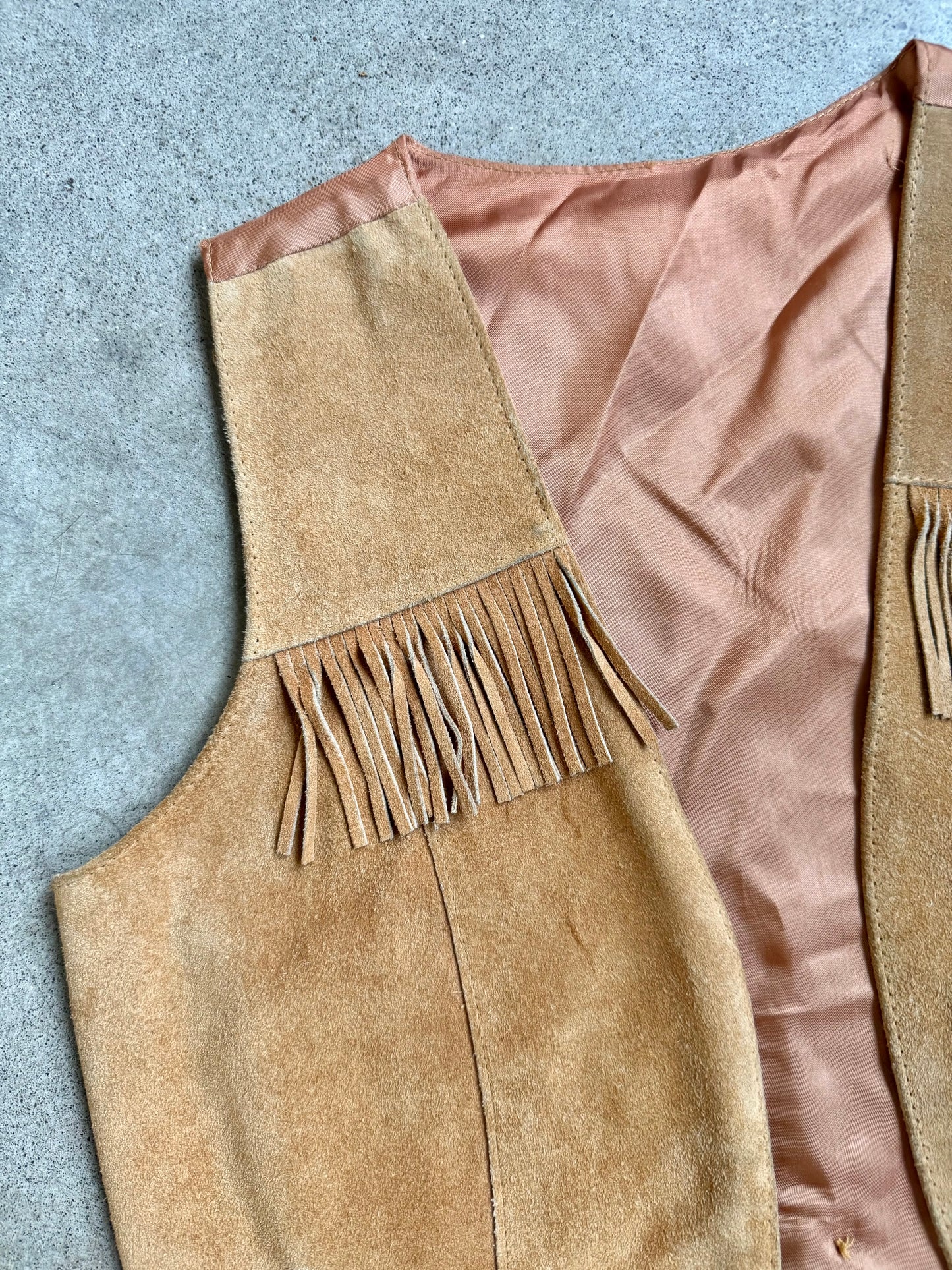 Vintage 1970s Tan Suede Leather Fringed Vest | Medium