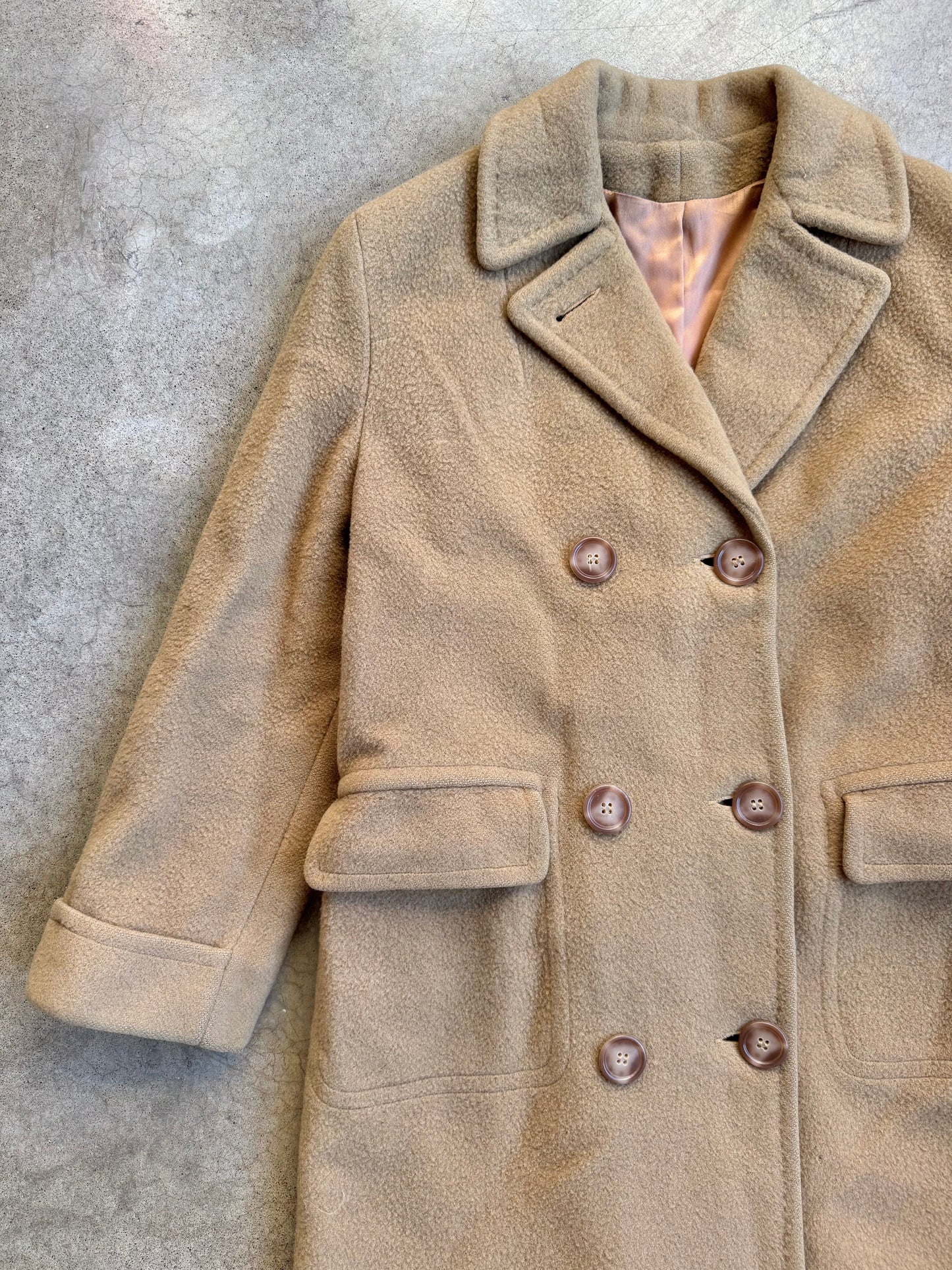 Vintage 1960s Tan Camel Hair Wool Trench Coat | Small