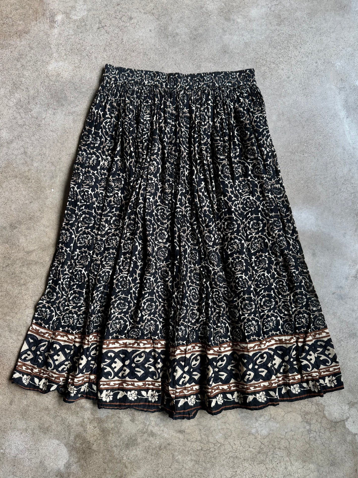Vintage Blue Black & Brown Floral Print 100% Cotton Pleated Maxi Skirt | XL