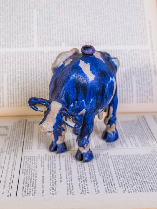 Vintage 1980s Dwight Davidson Blue & Grey Cow Oil Lamp Figurine