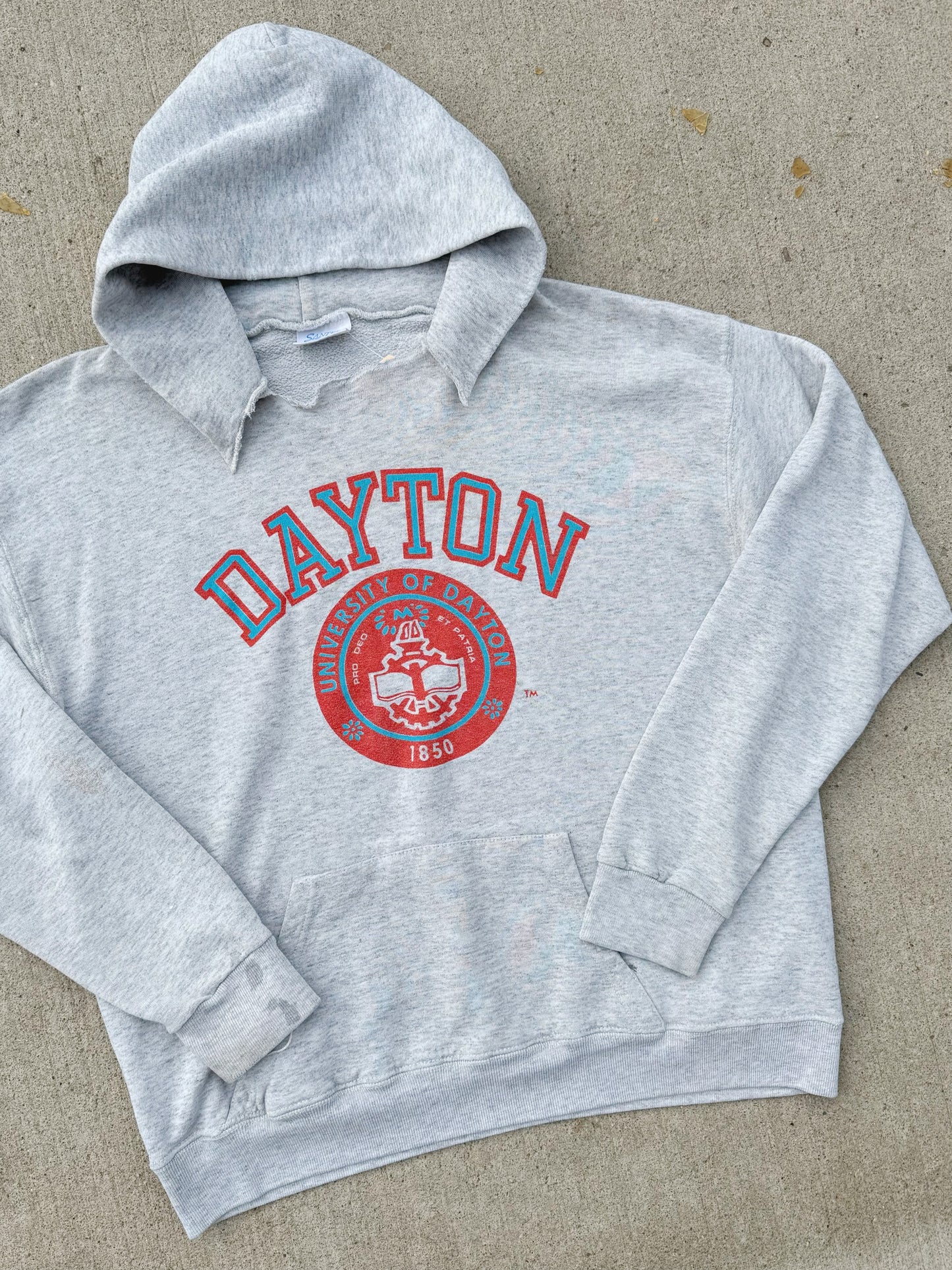 Vintage 1980s University of Dayton Worn Grey Hoodie Sweatshirt | L/XL