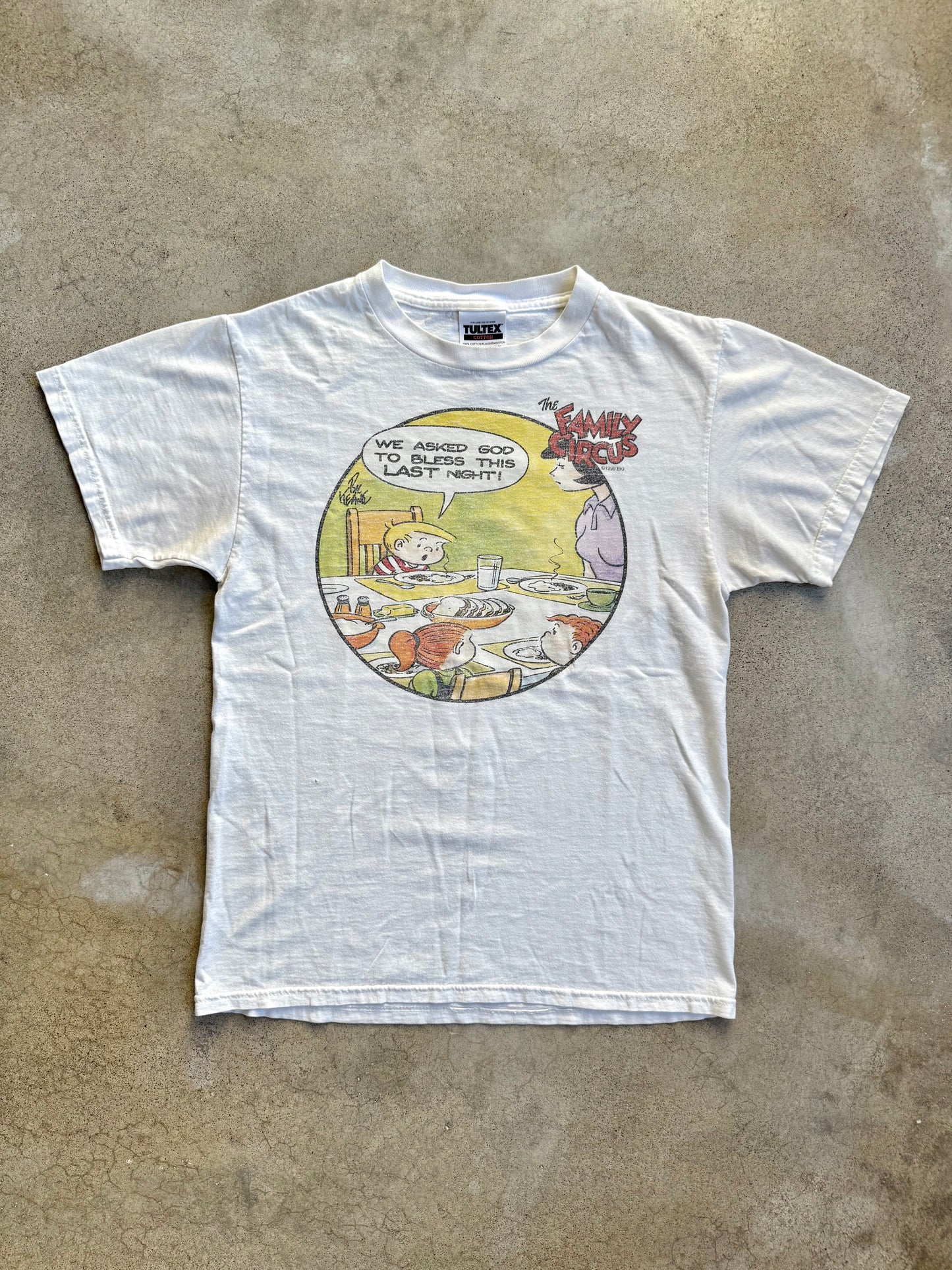 Vintage 1990s The Family Circus Cartoon Graphic Tee | Small