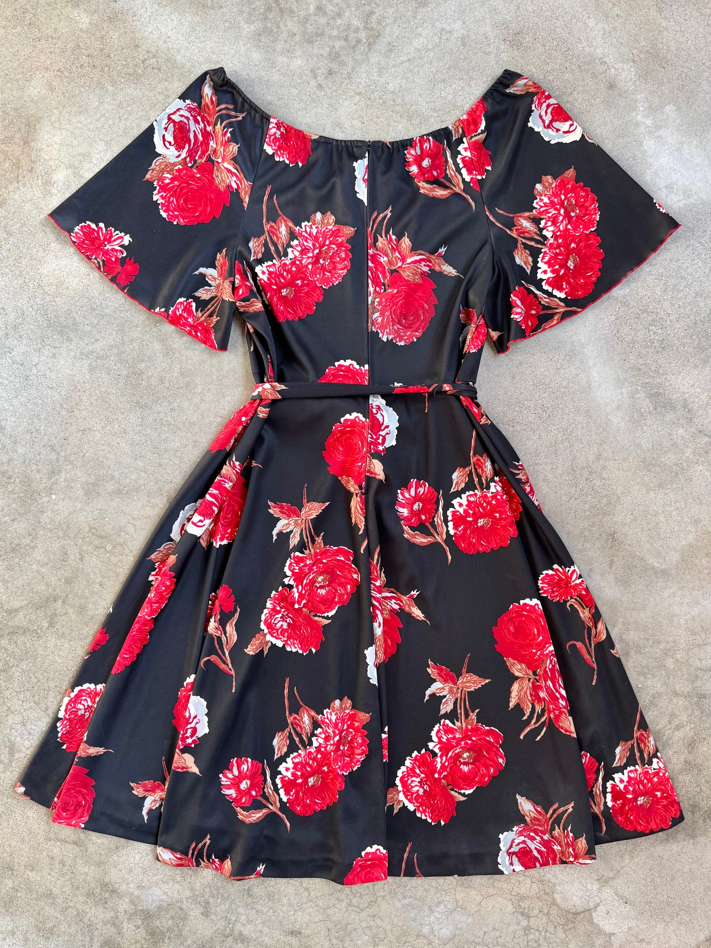 Vintage 1970s Black & Red Floral Off-Shoulder A-Line Midi Dress | XL
