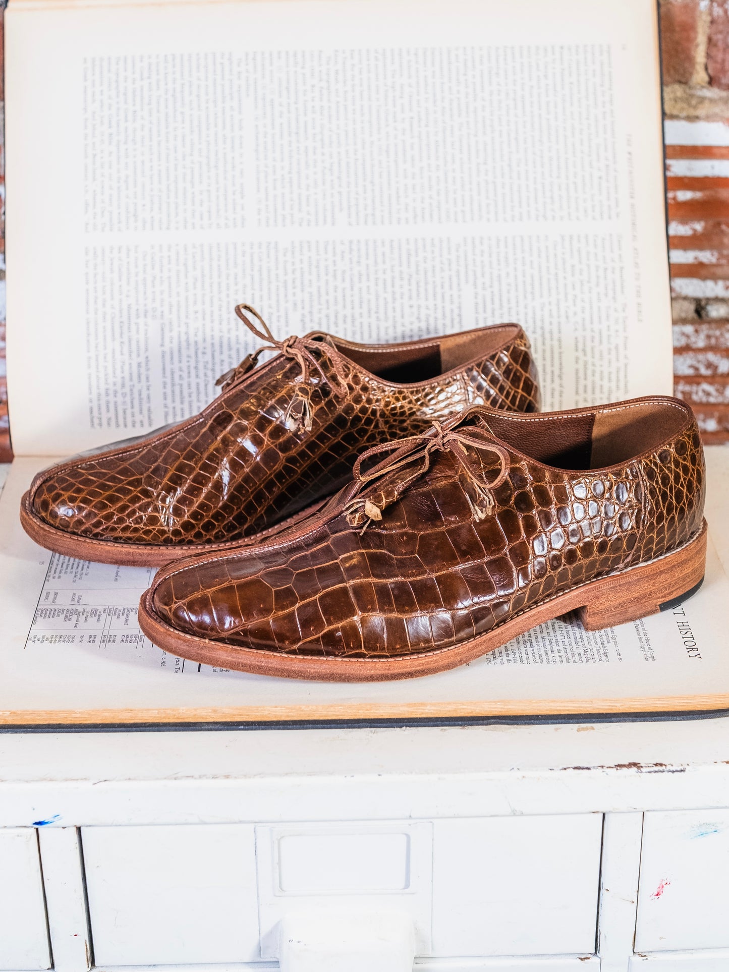 Vintage Brown Croc Leather Derby Dress Shoes