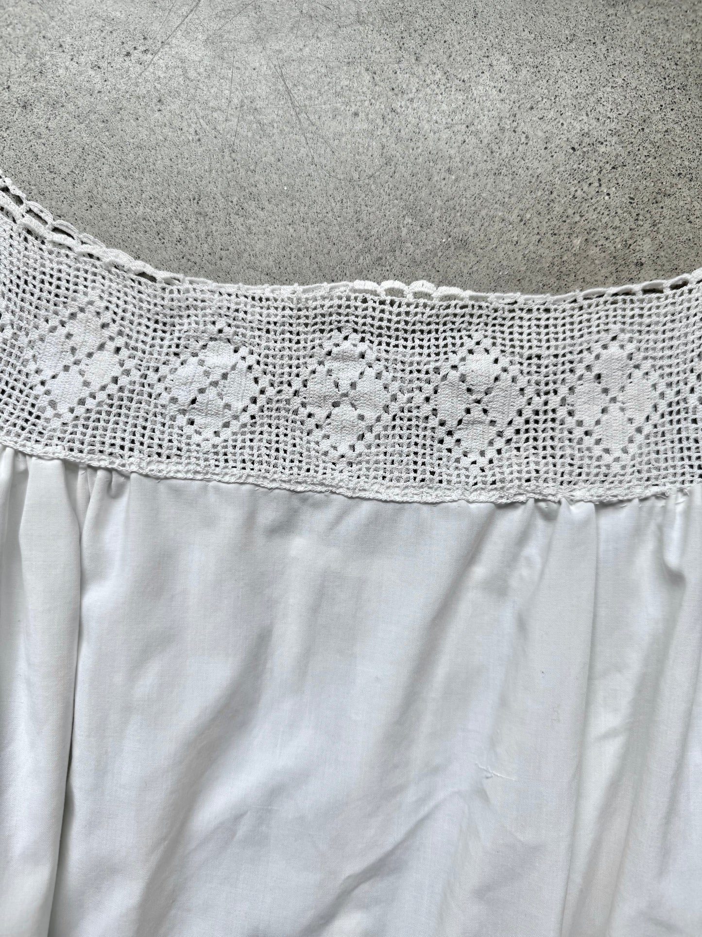Antique Edwardian Crochet Yoke White Cotton Nightgown | Large