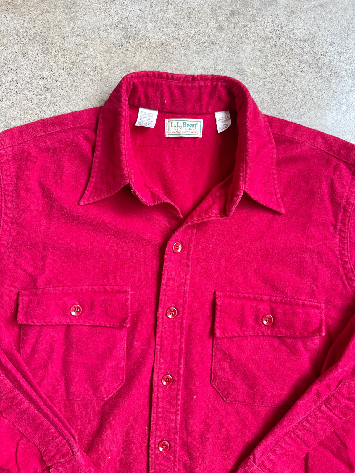 Vintage 1980s L.L. Bean Red Cotton Chamois Cloth Shirt | Large