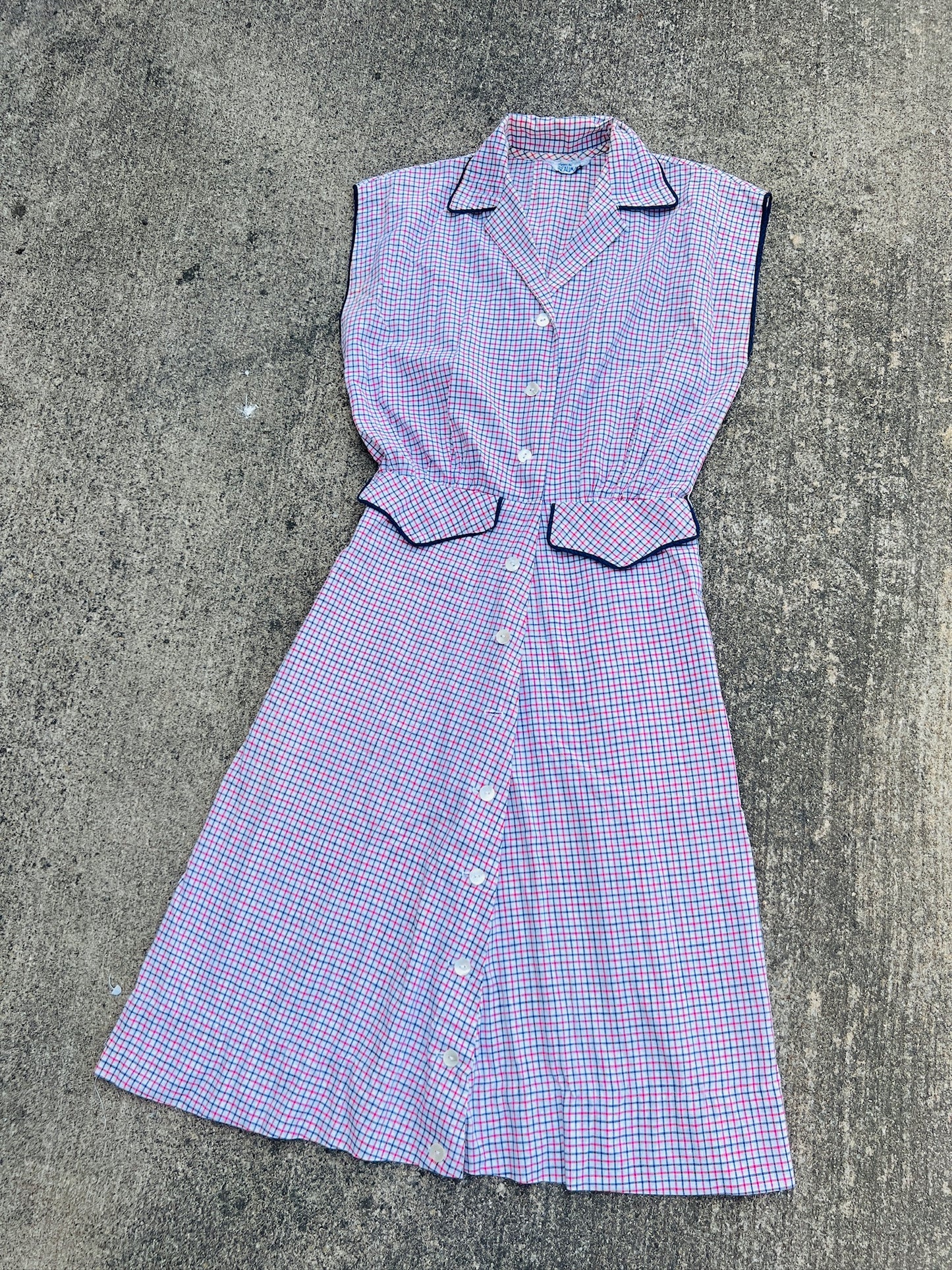 Vintage 1960s Beaumart Plaid Button Front Sleeveless Dress