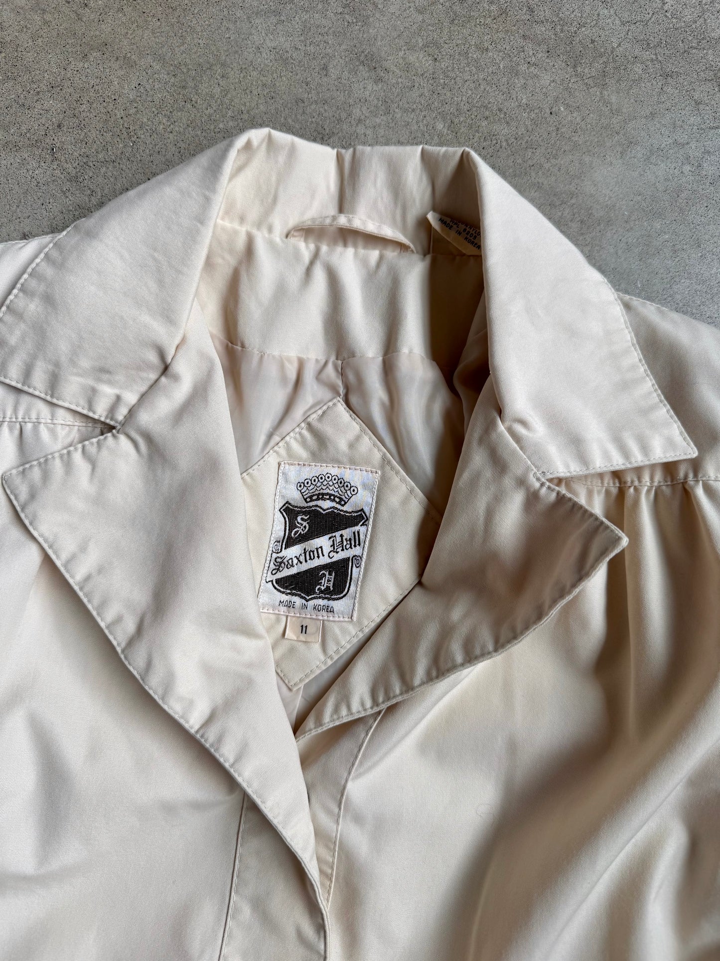 Vintage 1970s Saxton Hall Cream Belted Trench Coat | Medium
