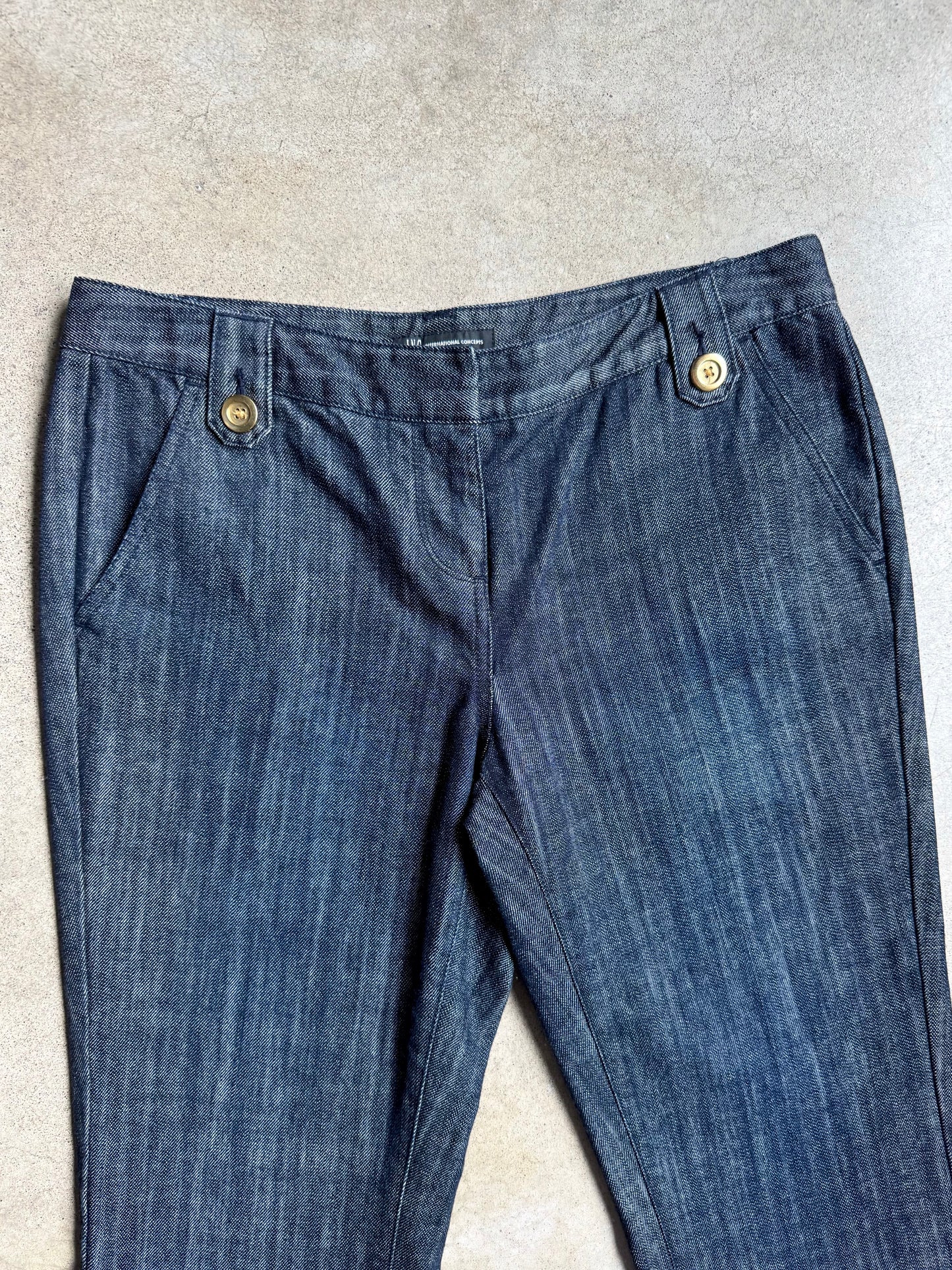 2000s I.N.C. Dark Wash Low-Rise Flared Jeans | Medium