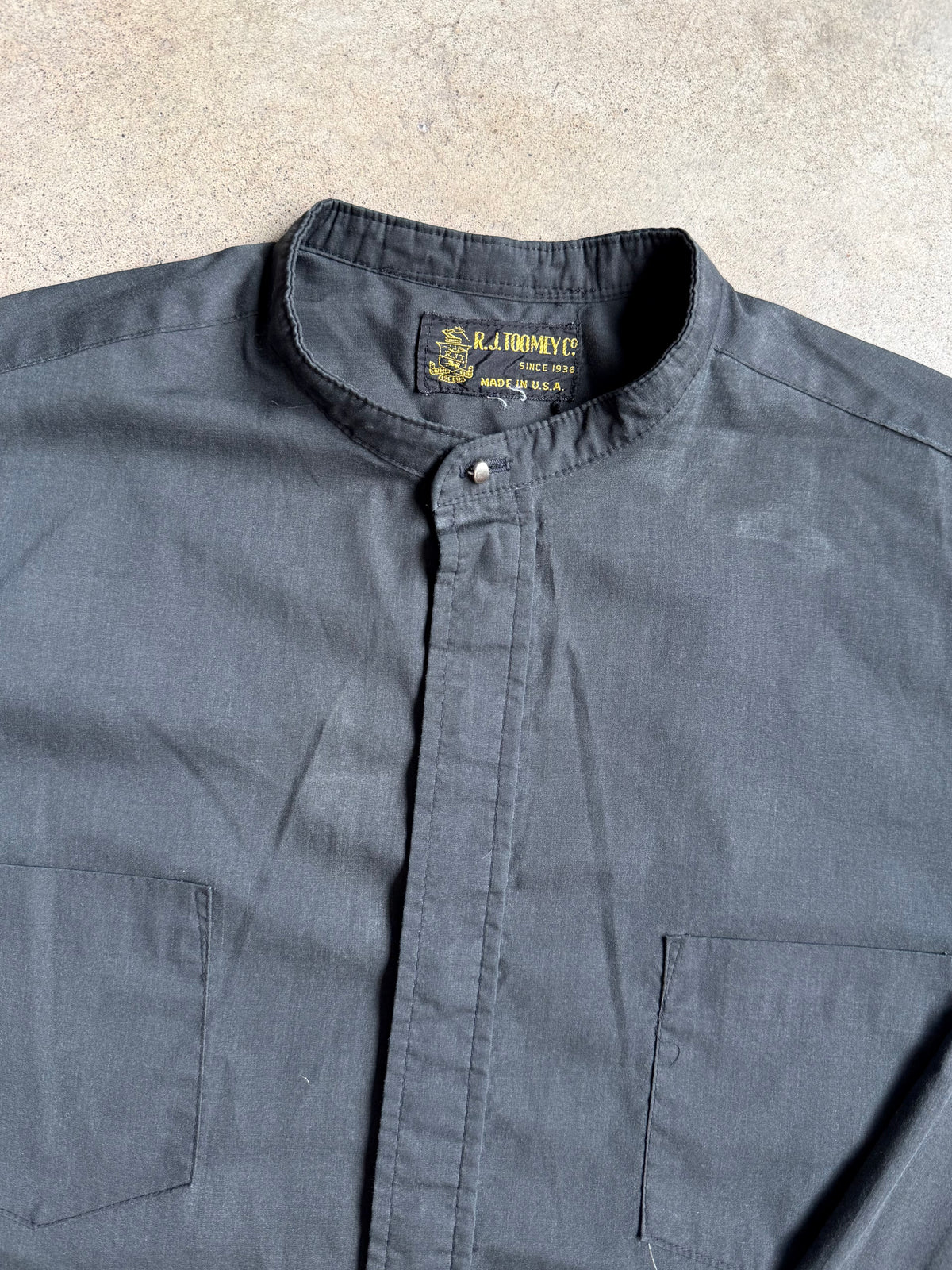 Vintage R.J. Toomey Co. Black Band Collar Clerical Shirt | Large