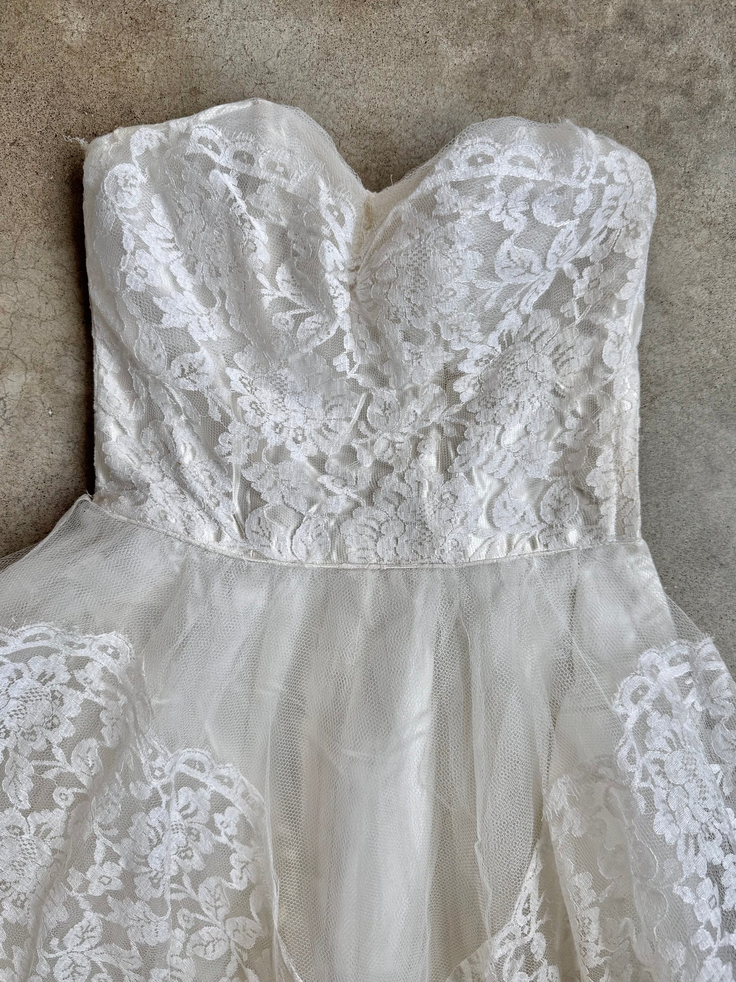 Vintage 1950s Handmade White Lace Tea-Length Tulle Skirt Wedding Gown | XS