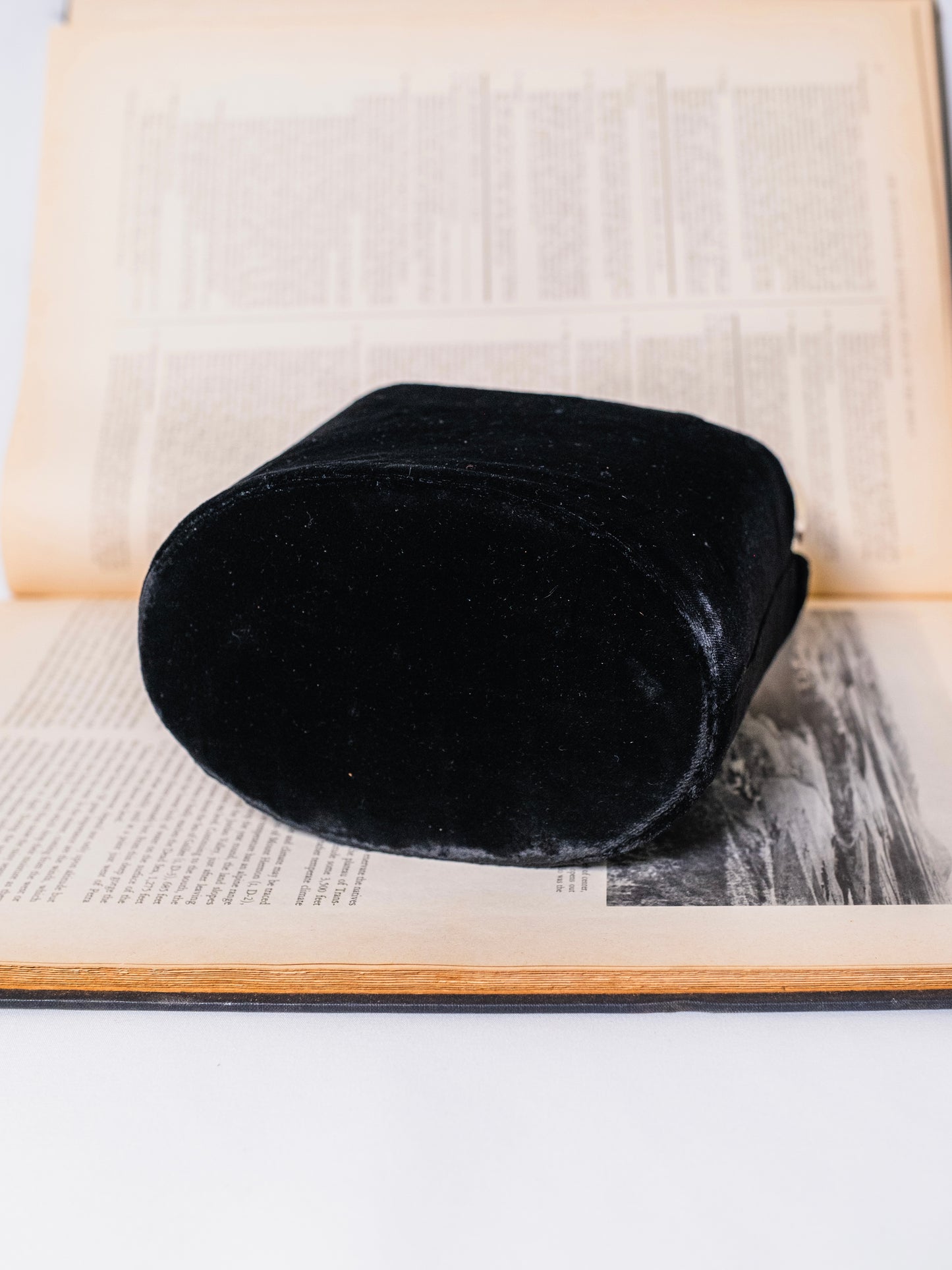 Vintage 1980s Black Velvet Handbag w/ Acrylic Handle