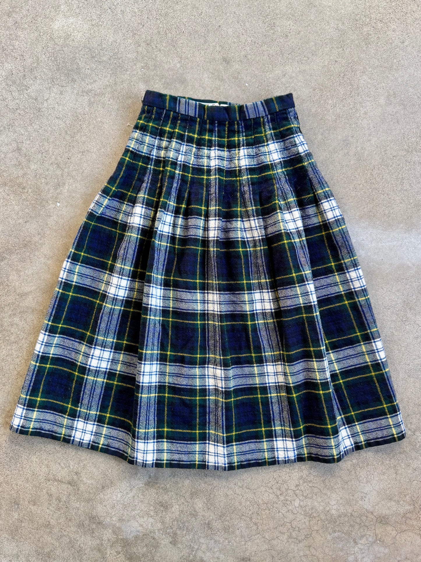 Vintage Green & Navy Tartan Plaid Wool Kilt | XS