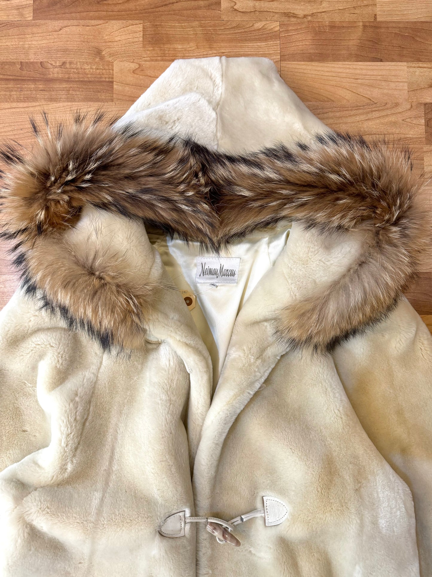 Vintage Neiman Marcus Cream Faux Fur Coat | Large