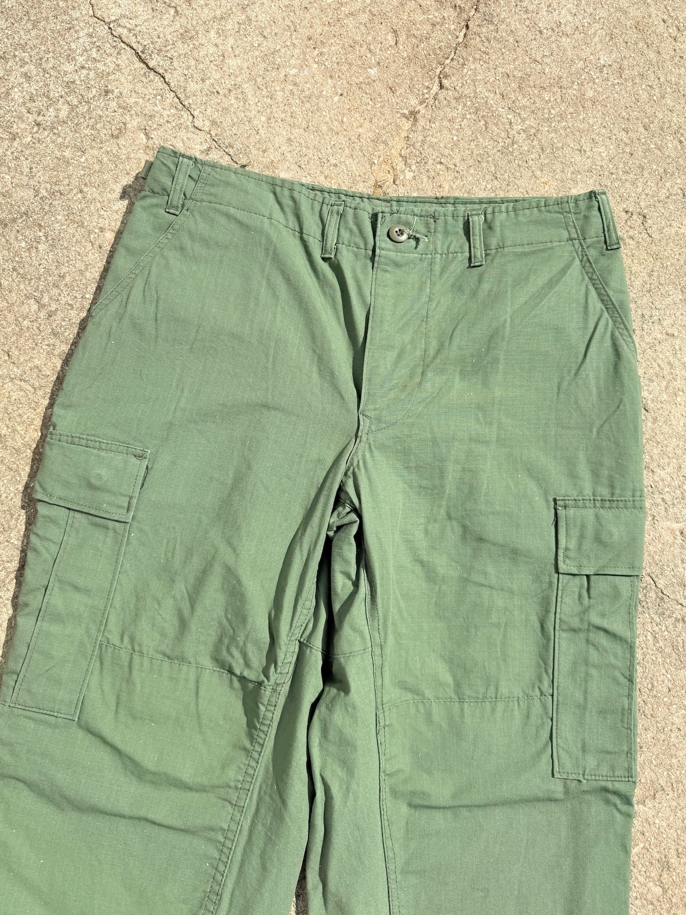 Vintage Military Issue BDU Adjustable Green Pants | 31"-35"