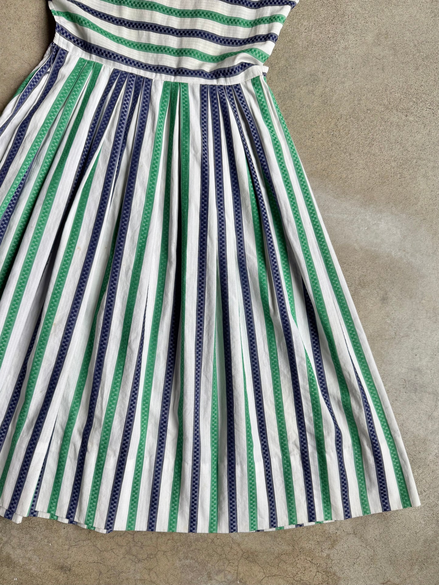 Vintage 1940s/50s Navy & Green Stripe Pointed Collar Pleated Dress | XS