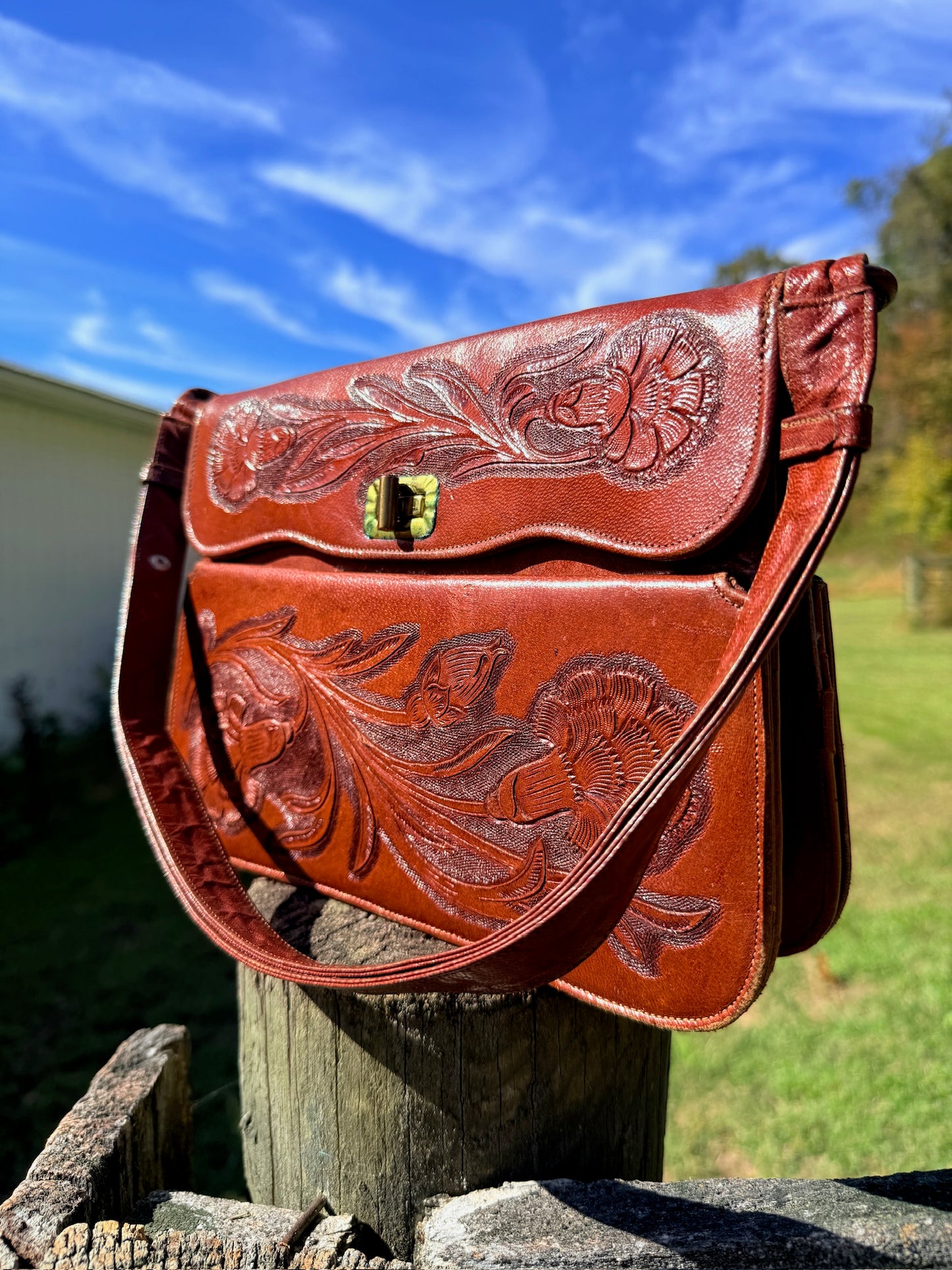 Vintage 1940s Brown Hand-Tooled Floral Leather Handbag