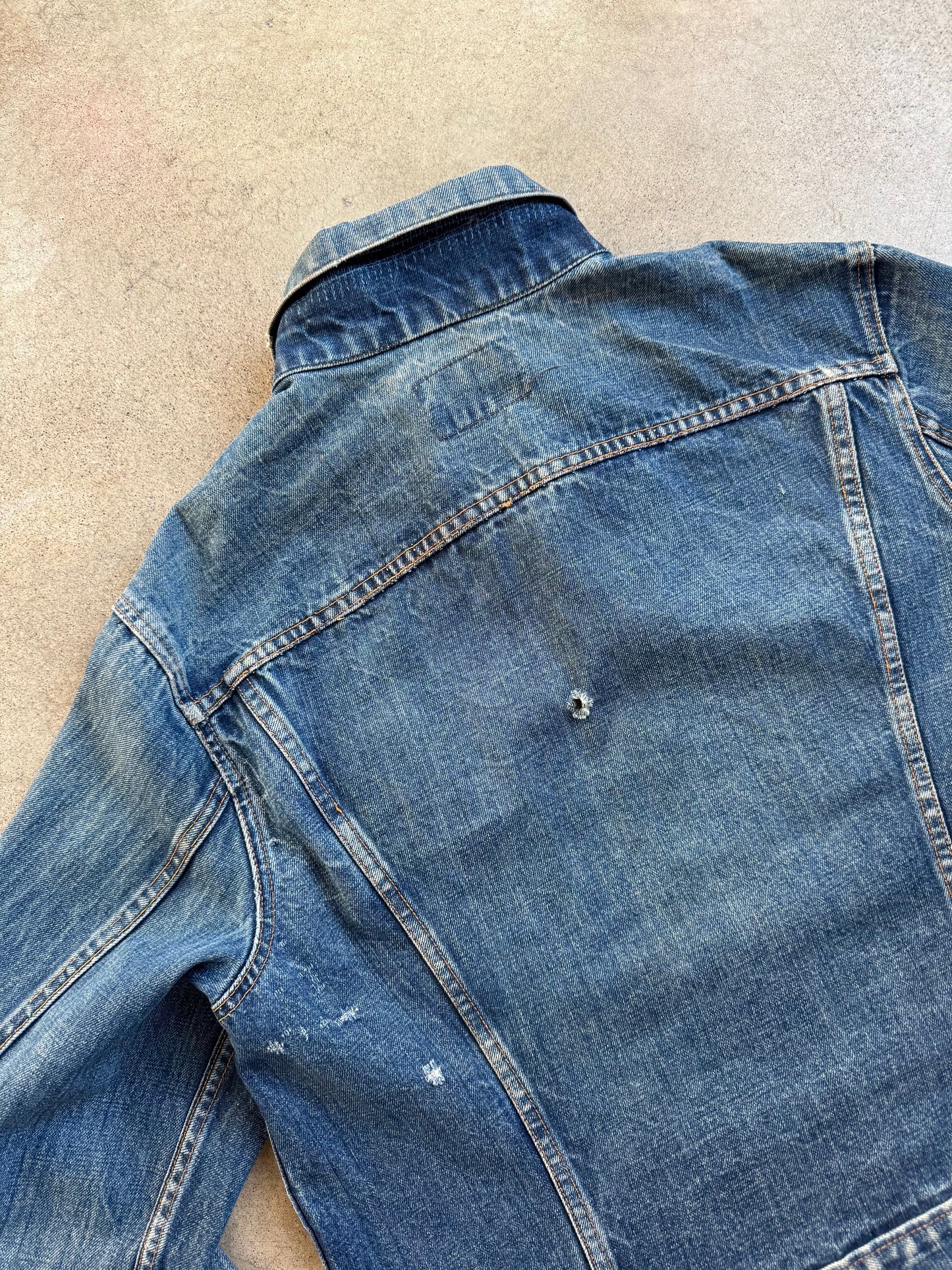 Vintage 1980s Levi’s Distressed Denim Trucker Jacket | Large