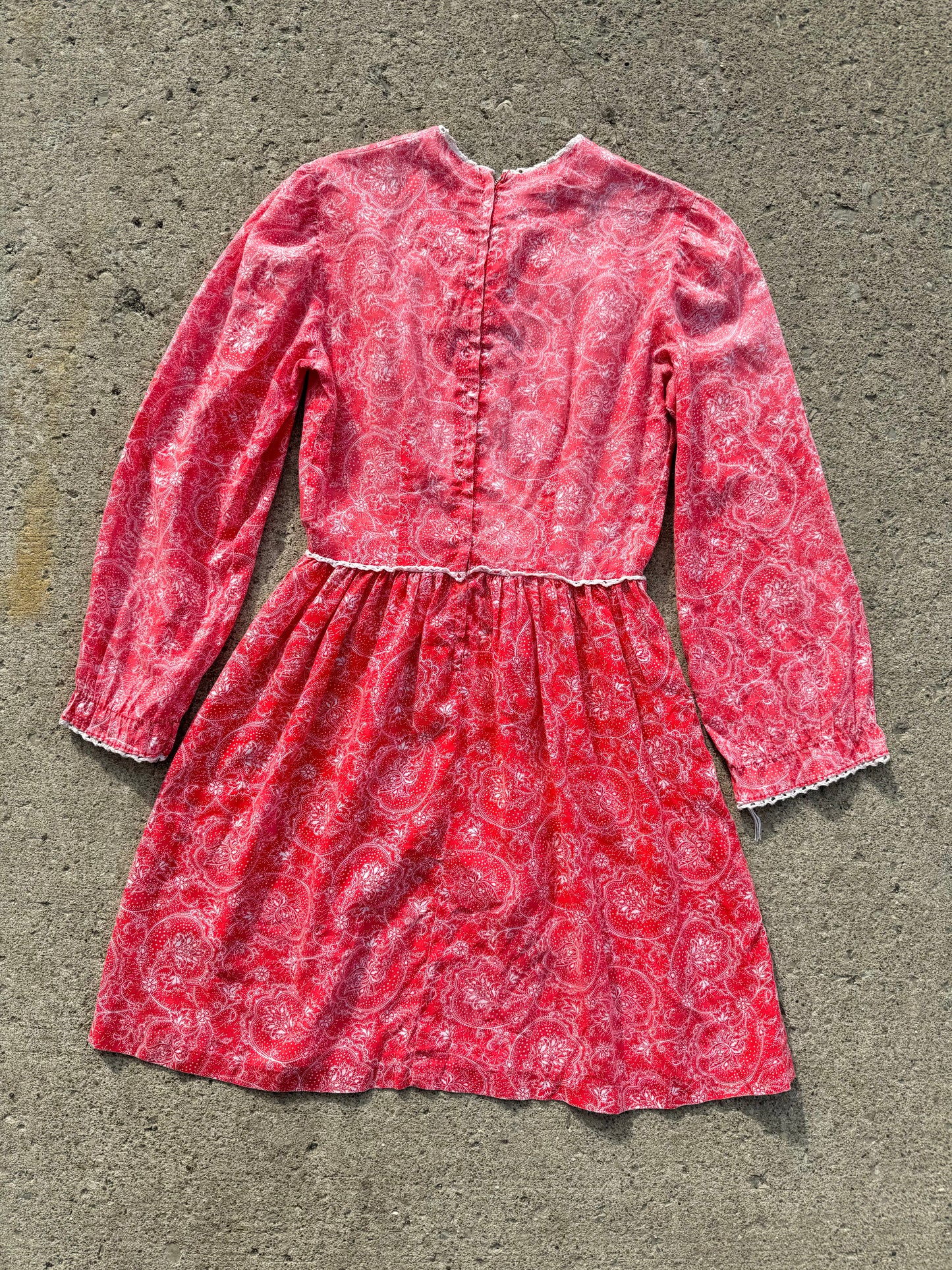 Vintage 1970s Red Paisley Long Sleeve Babydoll Dress | Small