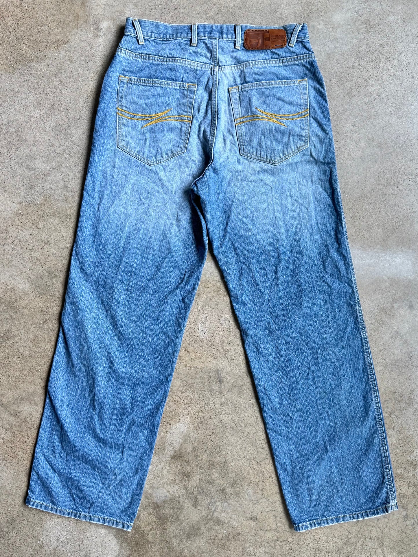 2000s Phat Farm Faded Wash Baggy Straight Jeans | 32x33
